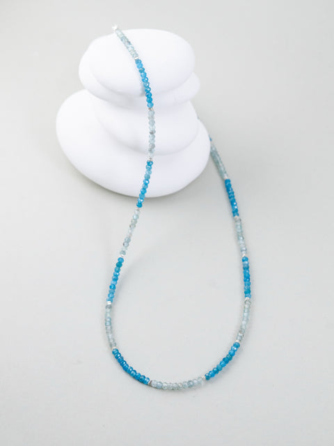 アパタイト バイカラーネックレス - 【海色のリズム】濃淡ブルーのグラデーション / 天然石 SV925