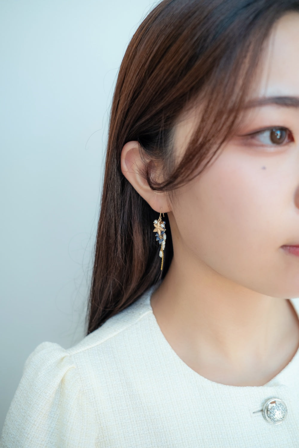 落ち着きをもたらす普段使い使いピアスサファイア