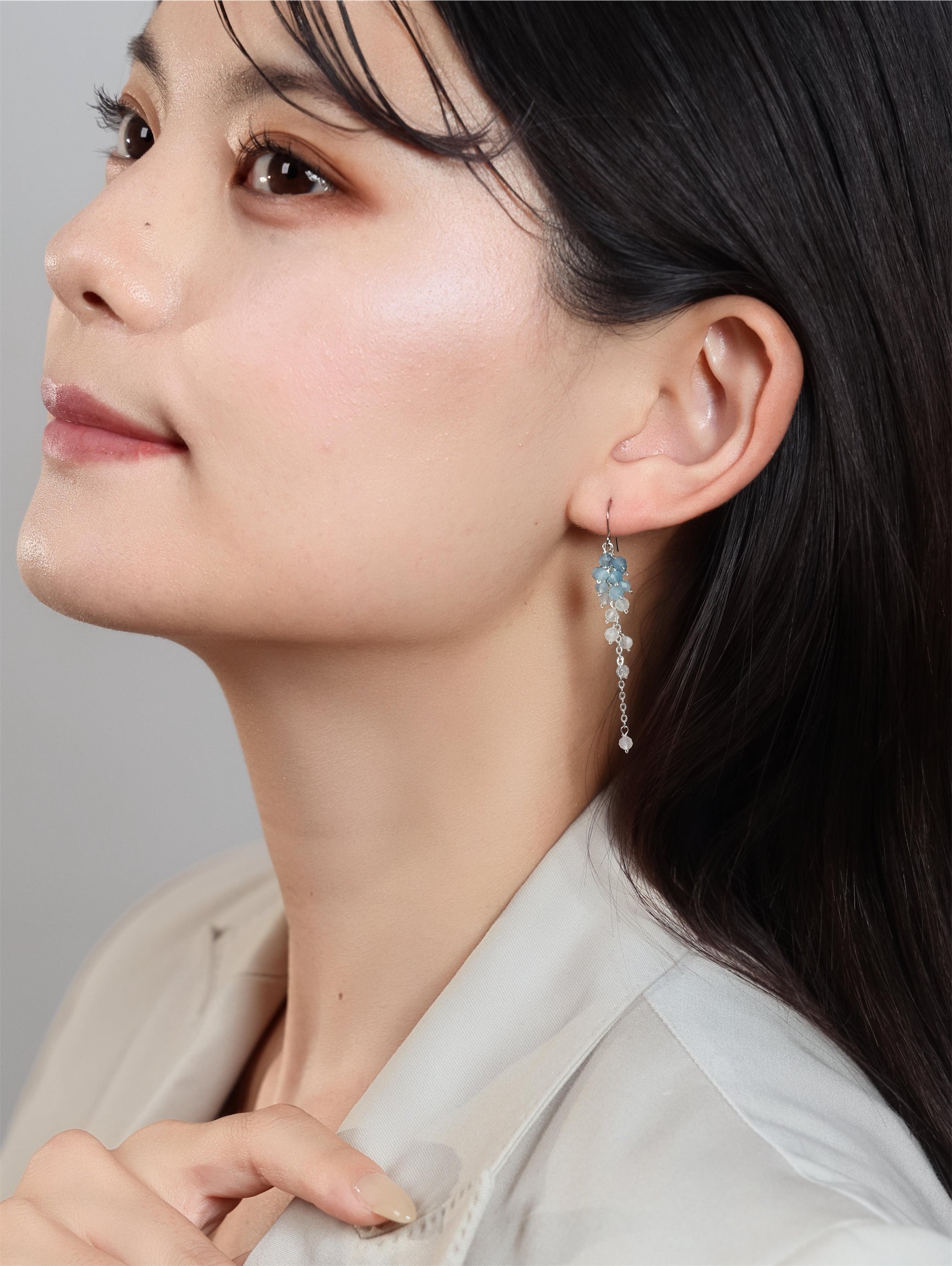 アクアマリン & クォーツ ピアス｜ロング – LUCINE