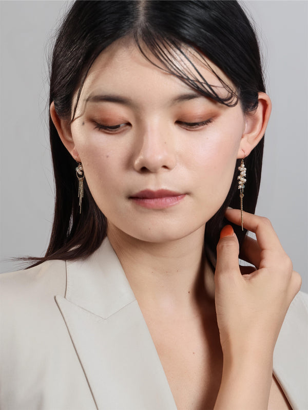 パール & アパタイト ピアス〈しずくが、こぼれるように〉14KGF/SV925/ステンレス ロングピアス ／ 6月誕生石 ユニセックス｜神戸アトリエ LUCINE