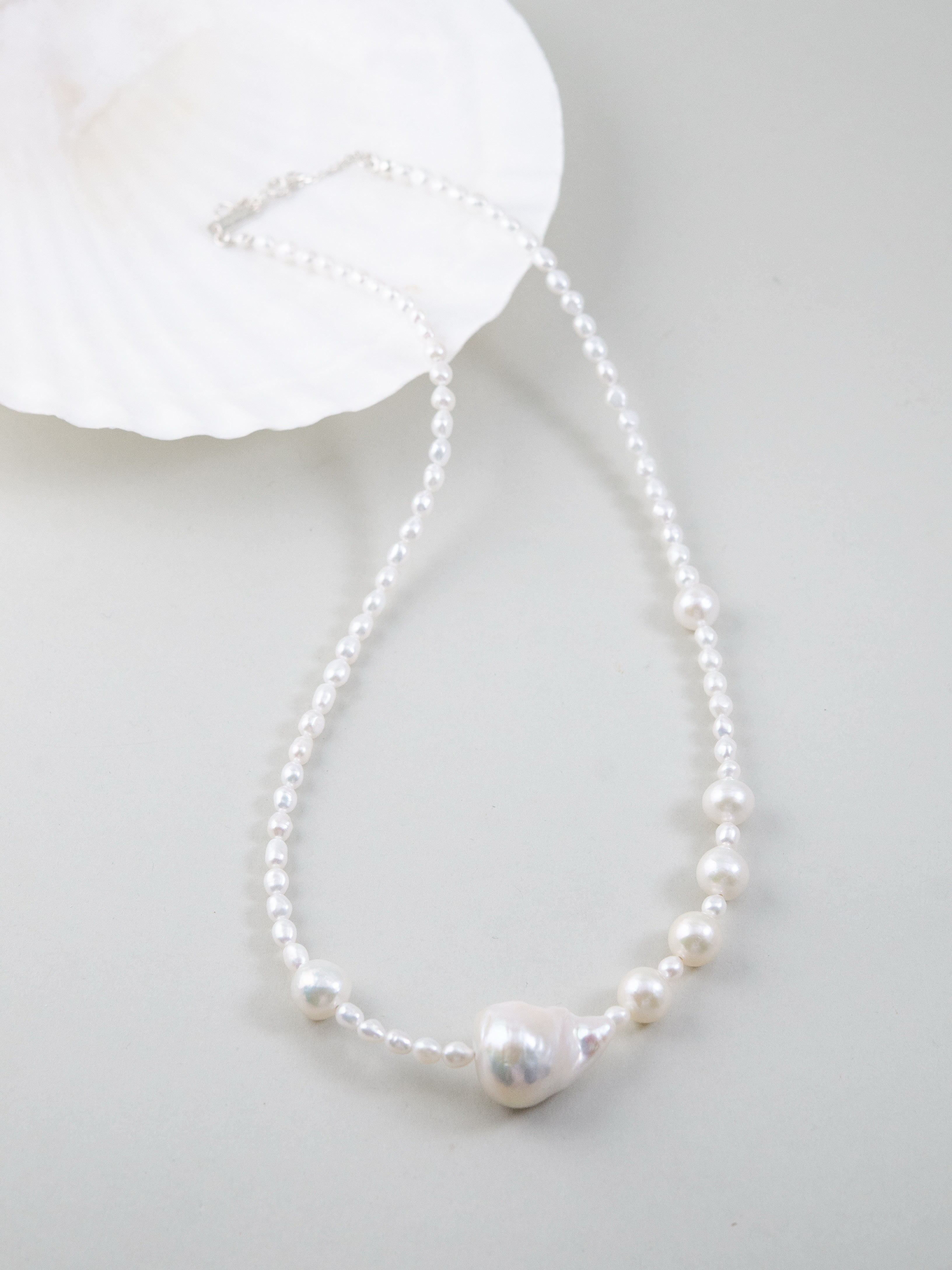 オールパール ネックレス 置き画 貝殻 ディスプレイ 夏 海 リゾート