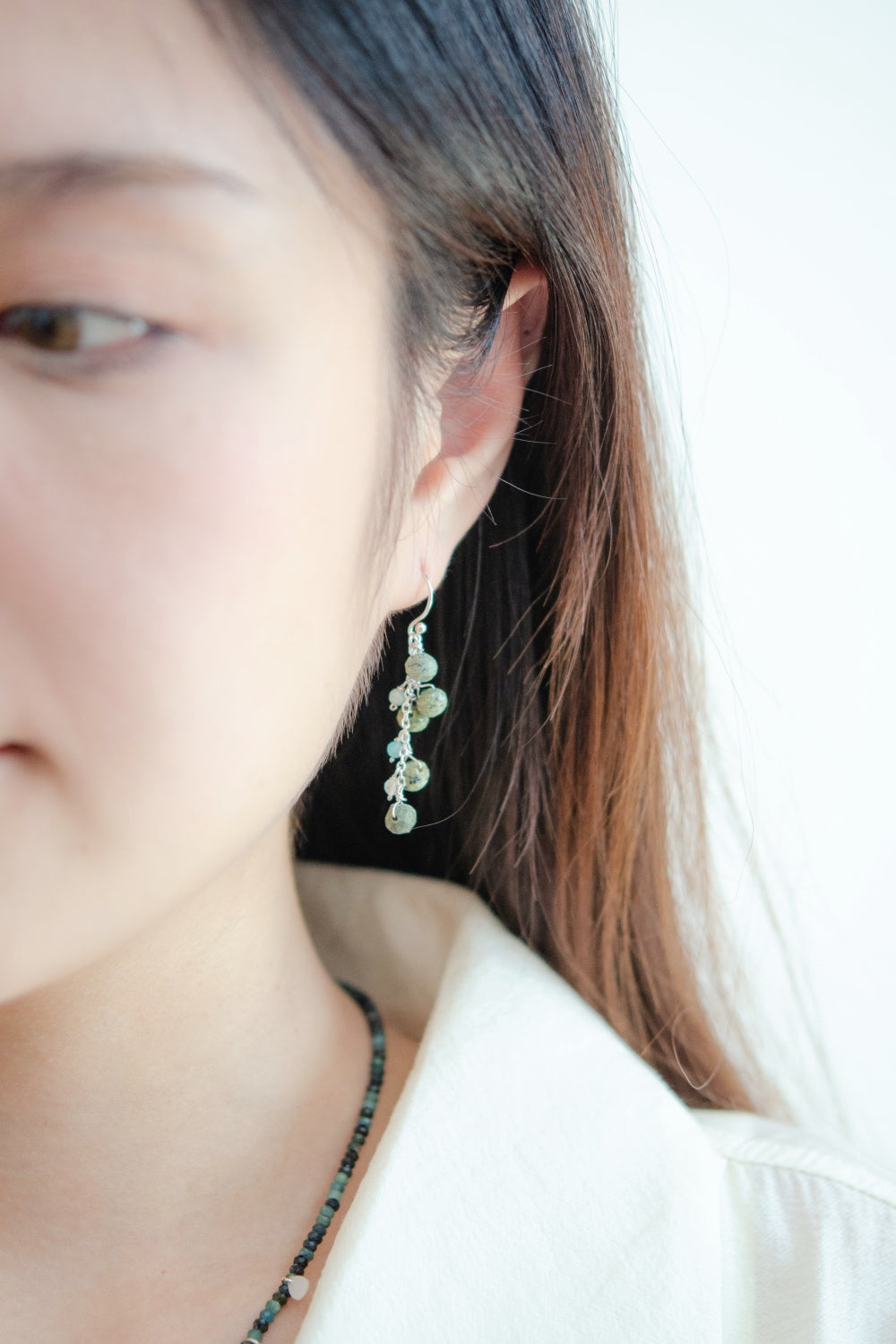 LUCINE カナダ翡翠 & アマゾナイト ピアス/イヤリング〈太古の森