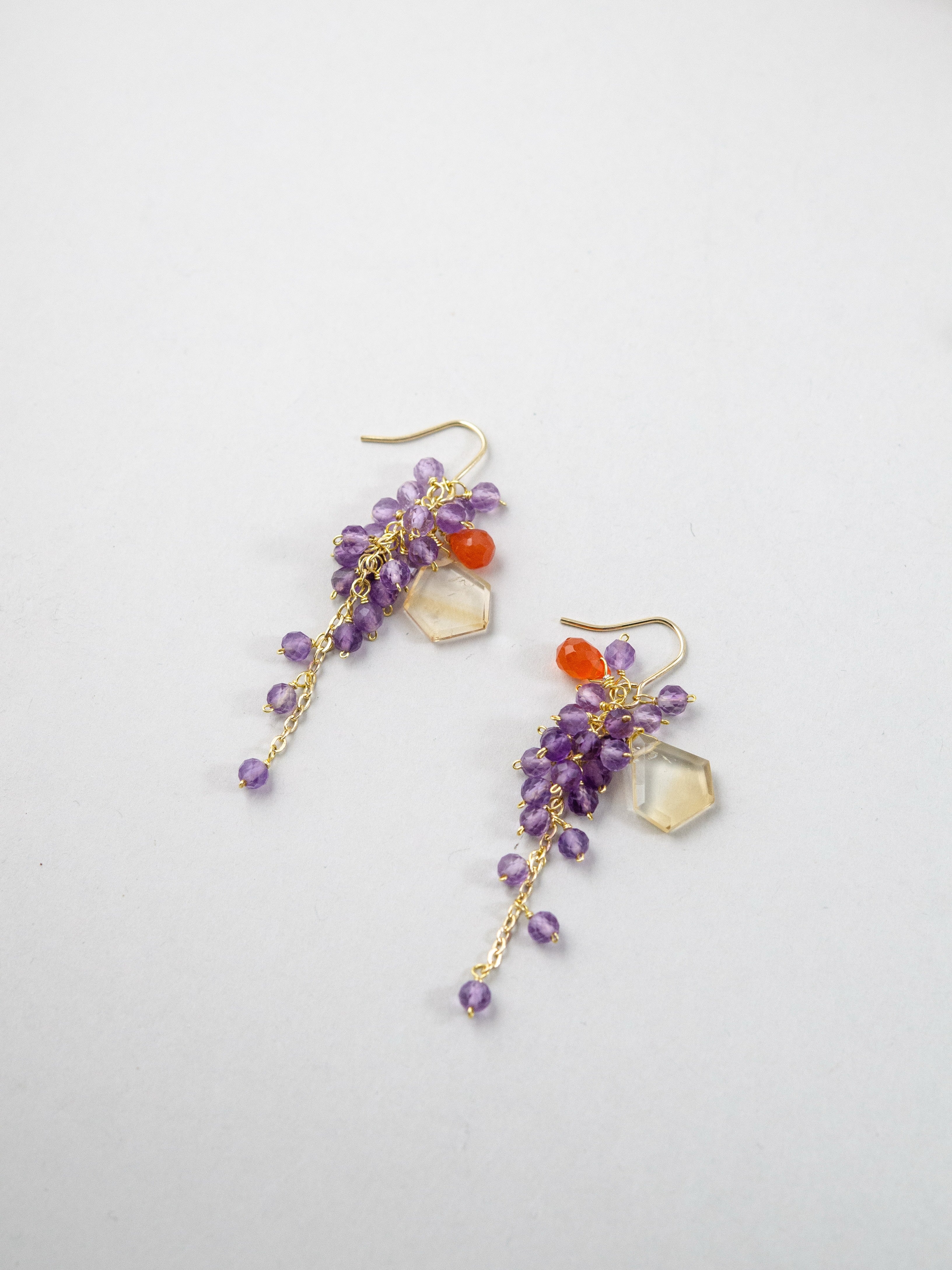 アメジスト シトリン ピアス 斜め配置 詳細画像 繊細なチェーンと石の房