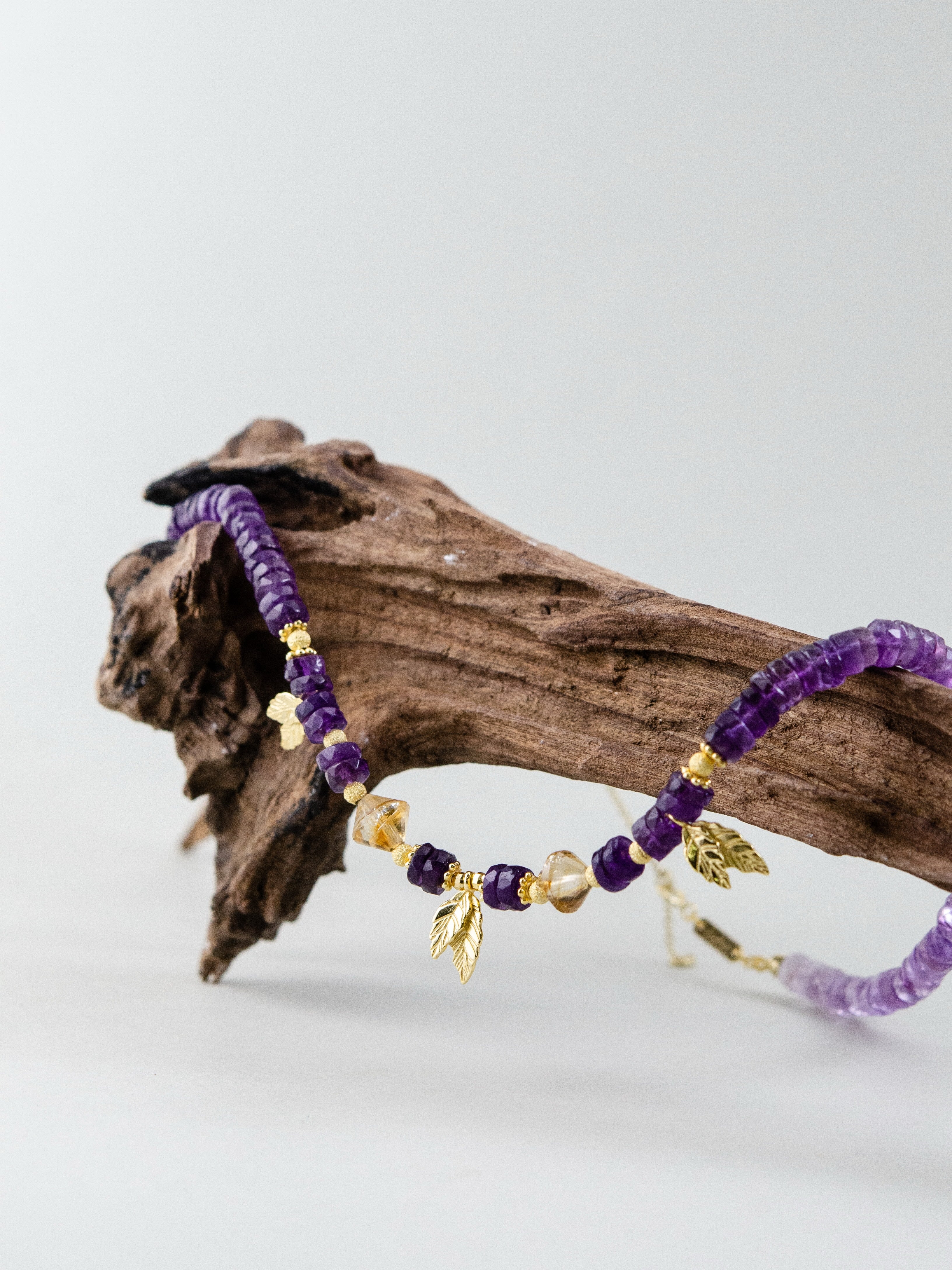 シトリン & アメジスト ネックレス - 揺れる紫の雫 / 2月・11月誕生石