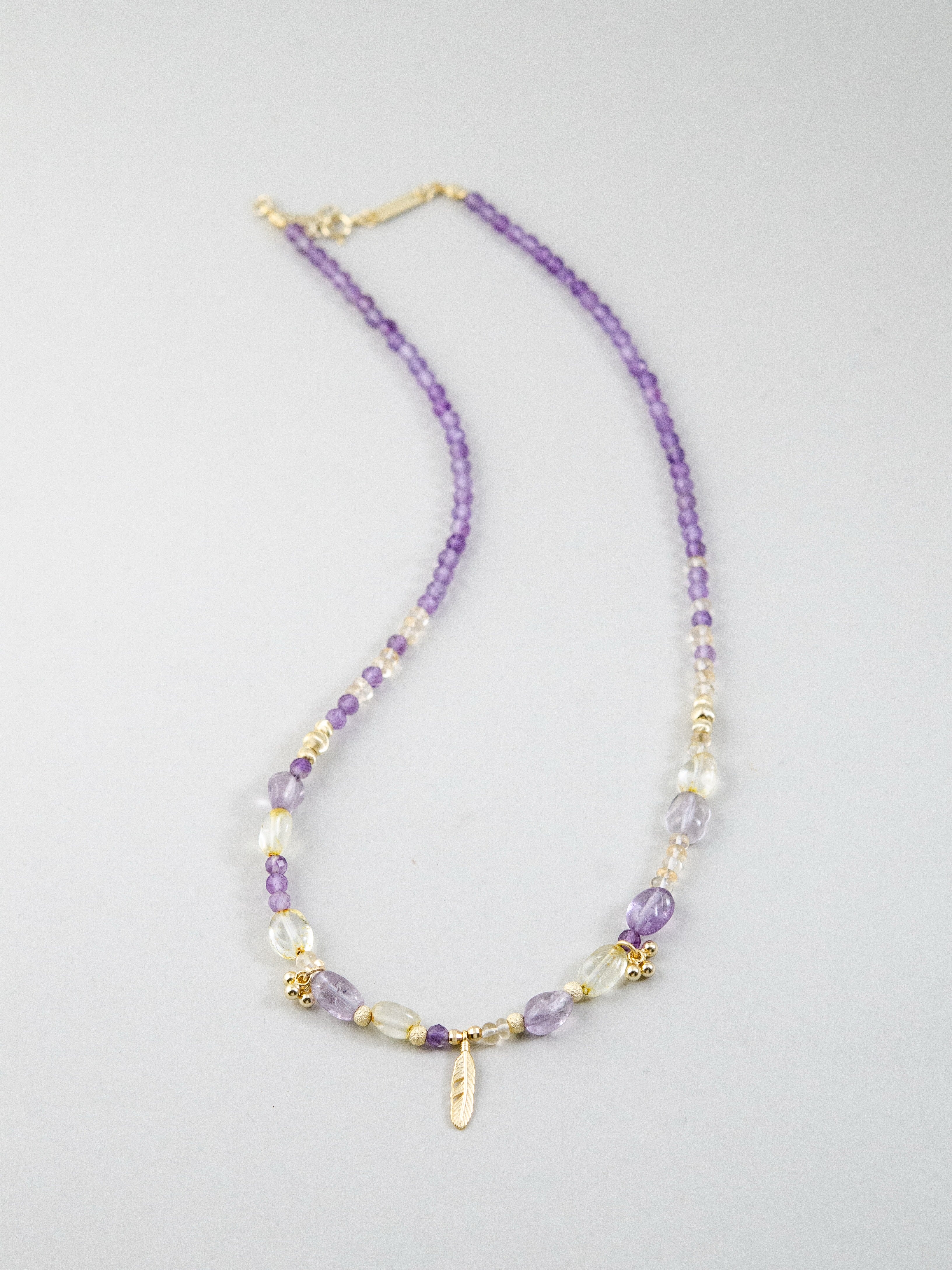 2月11月誕生石ネックレス 平置き 天然石の配列詳細 SV925