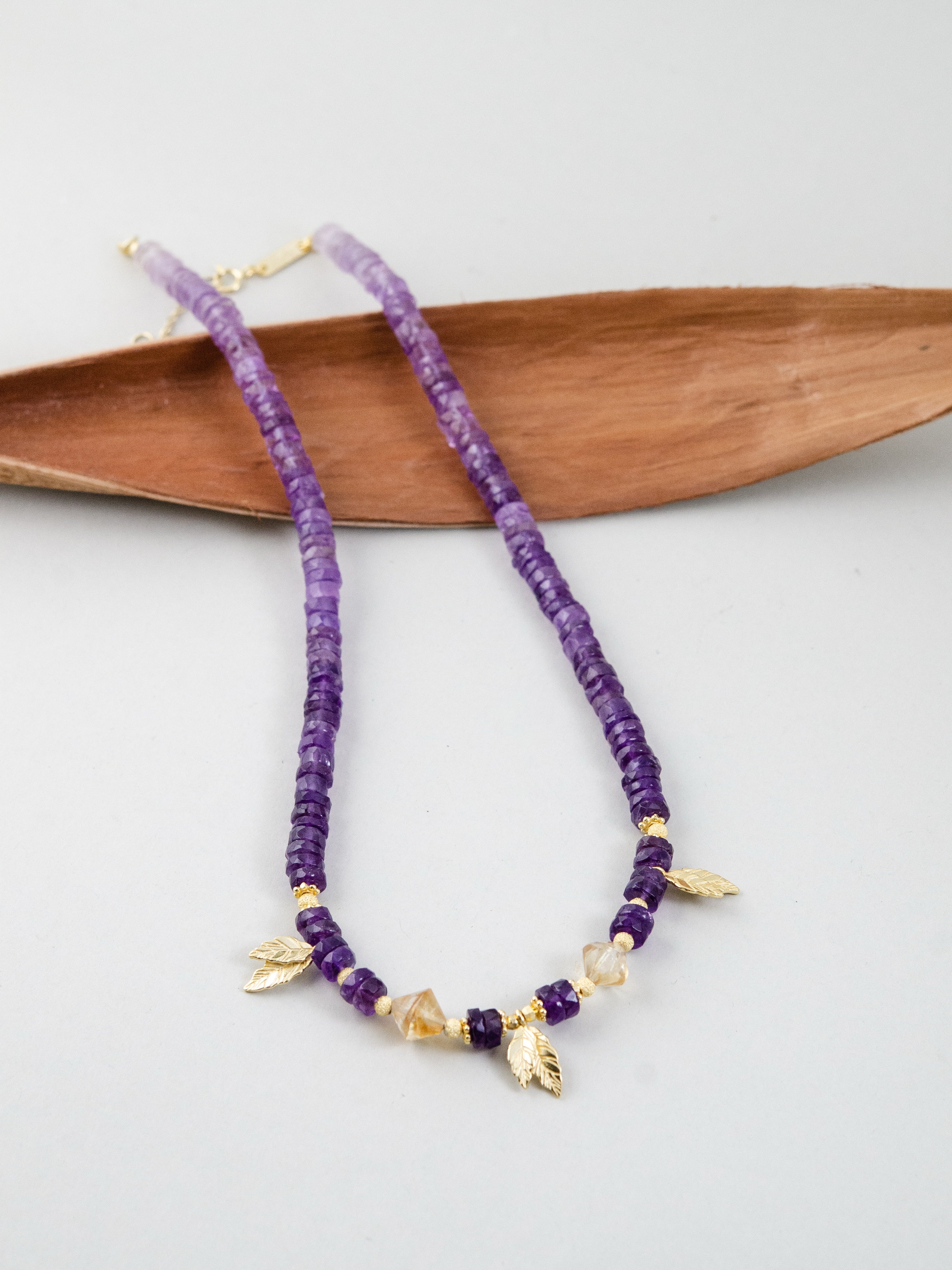 シトリン & アメジスト ネックレス - 揺れる紫の雫 / 2月・11月誕生石