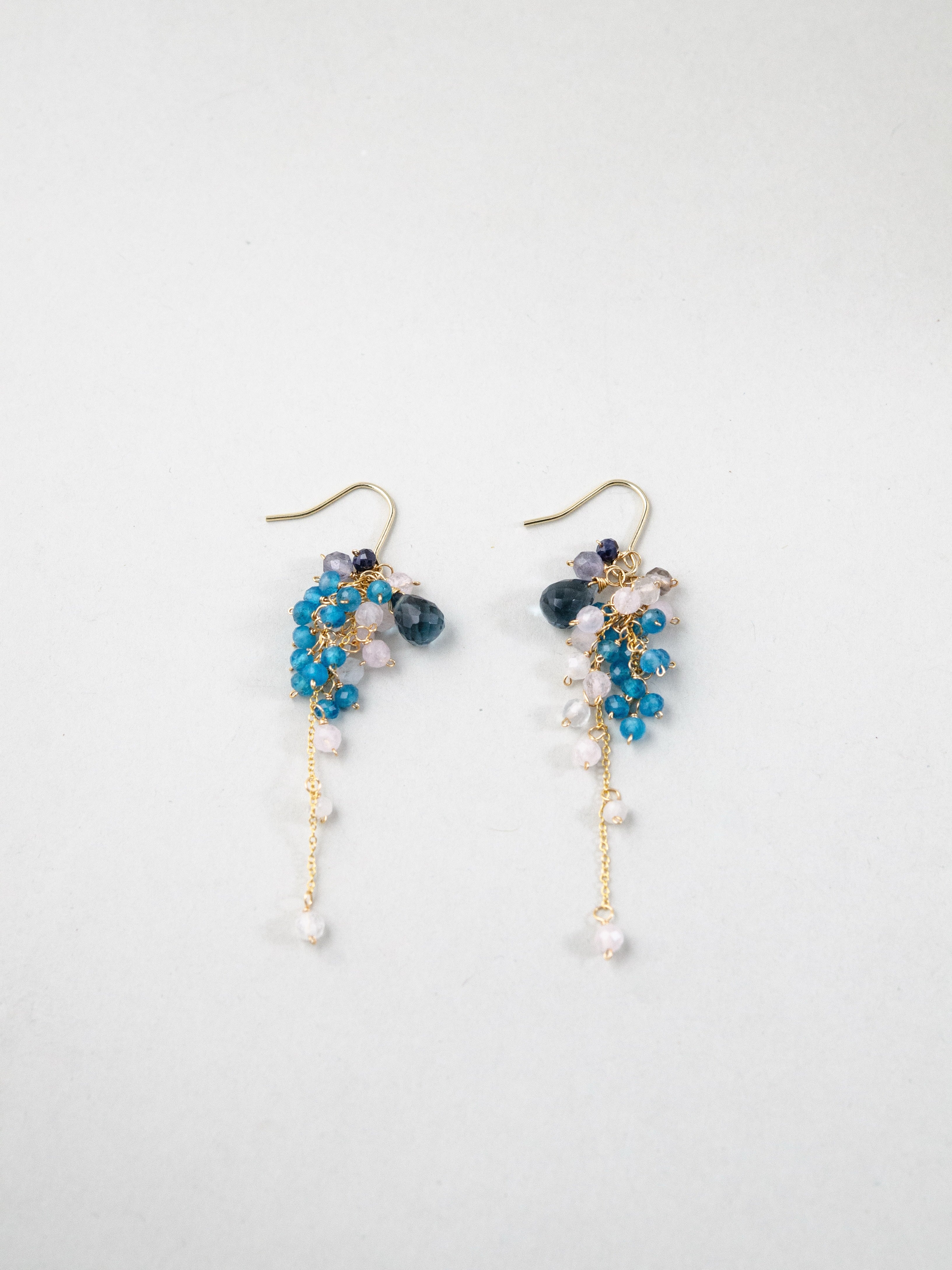 ロンドンブルートパーズ & アパタイト ピアス｜ロング – LUCINE