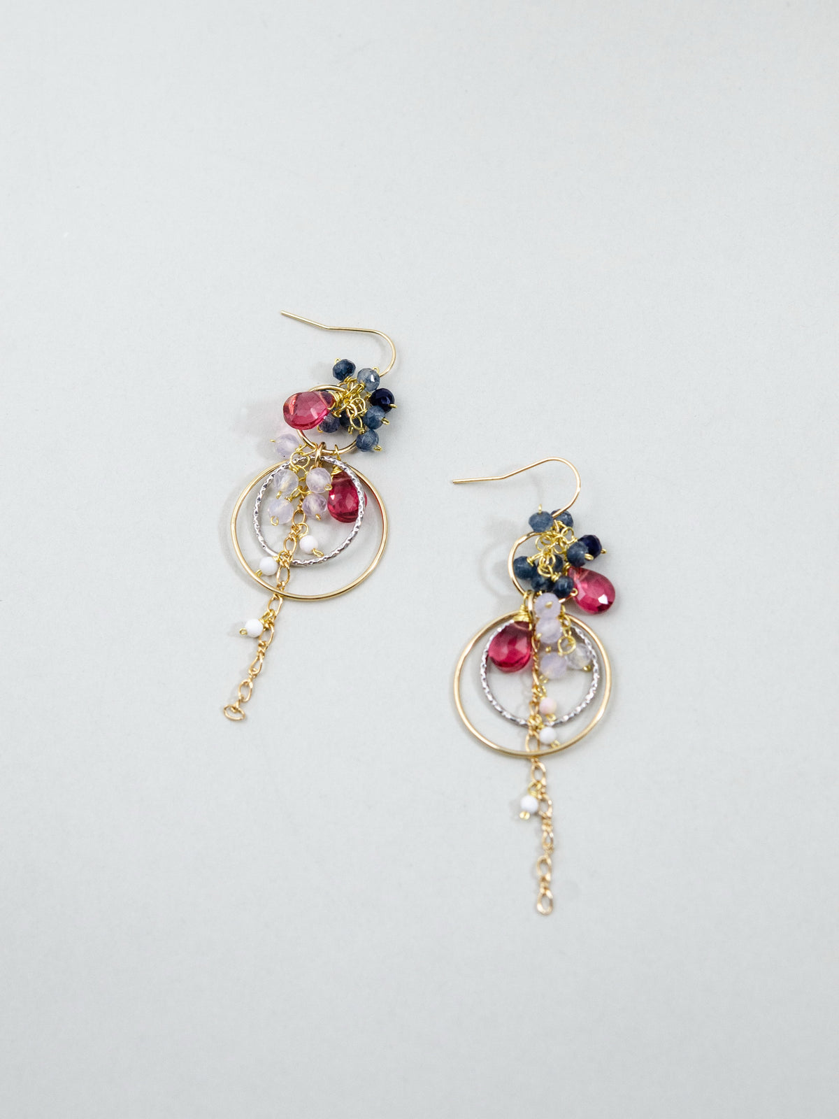 華奢 アクセサリー ハンドメイド 天然石 置き画 菫色とピンク