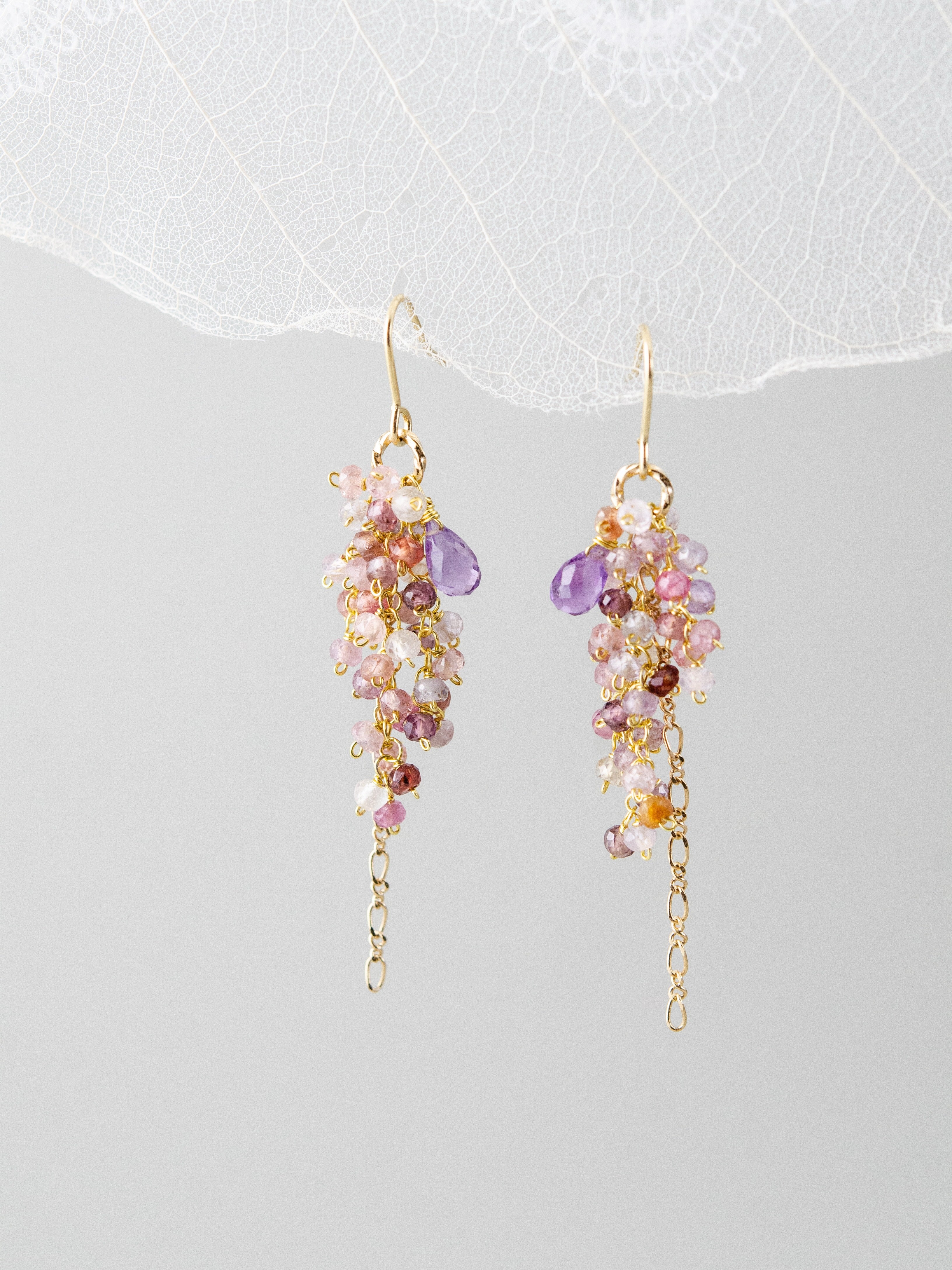 アメジスト & スピネル ロング ピアス【イヤリング可】藤の花の