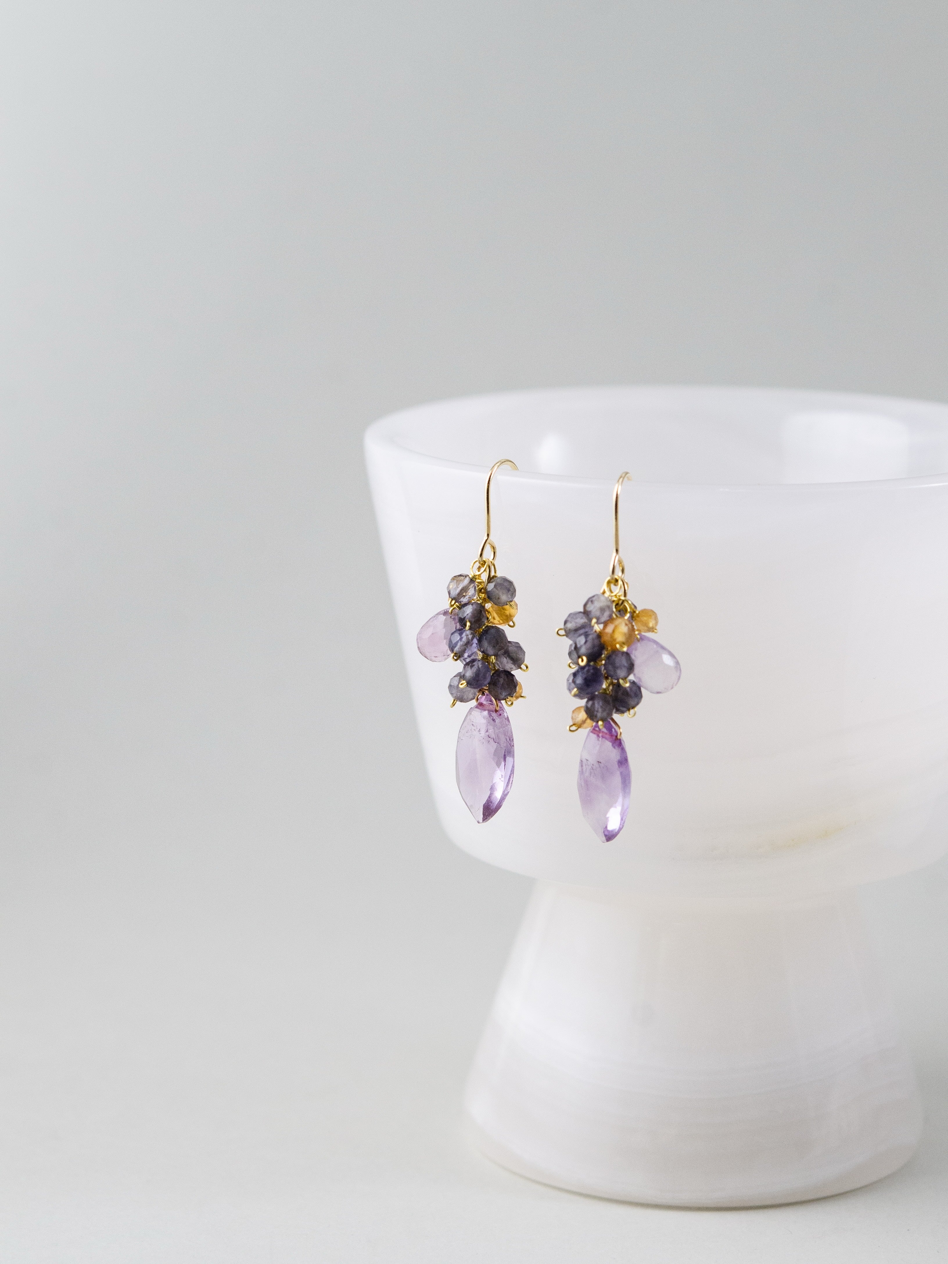 アメジスト&シトリン&アイオライト ピアス【イヤリング可】スミレの花