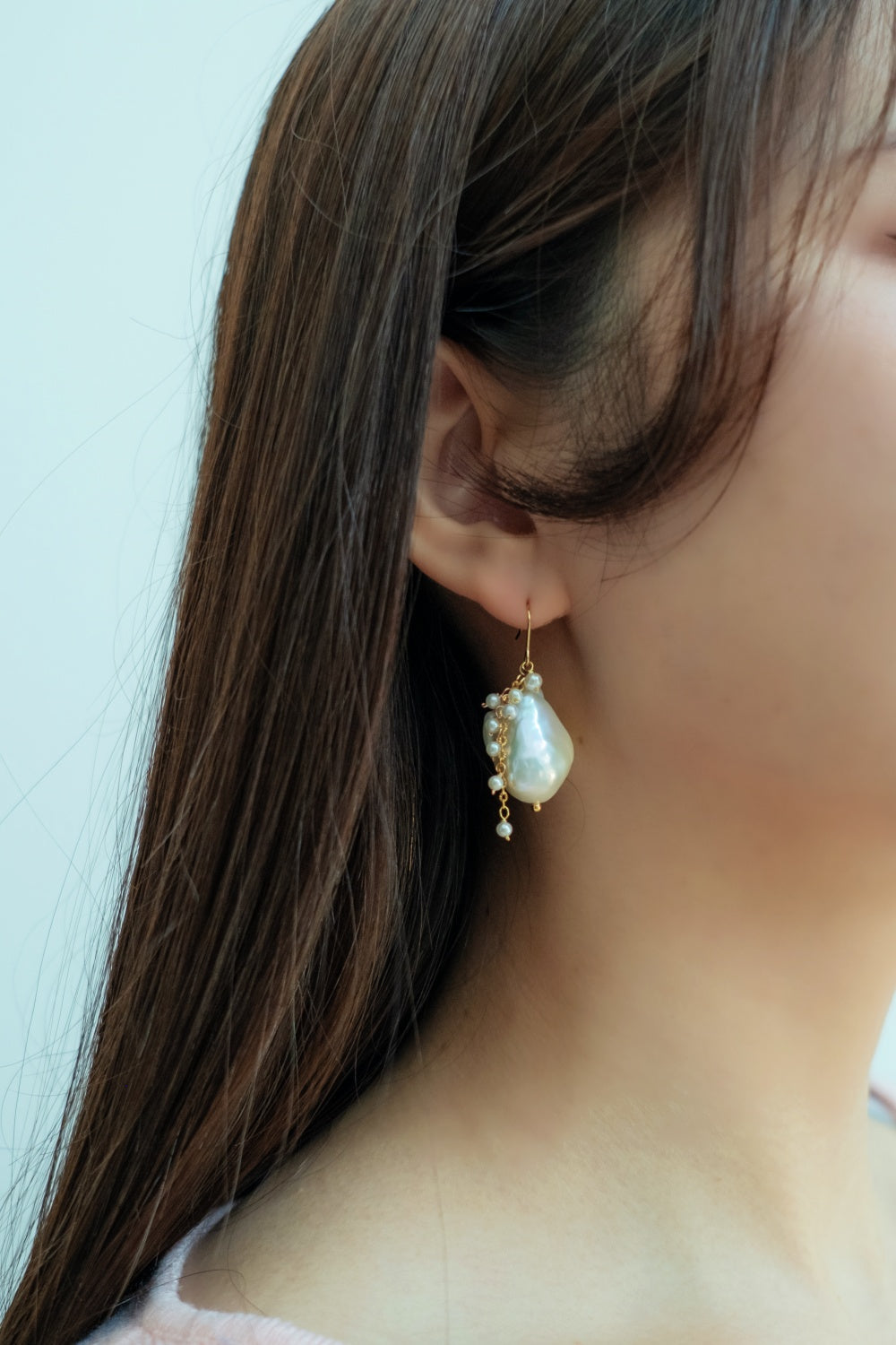 ピアス 着用画像 横顔 美しい 大粒パール 清楚