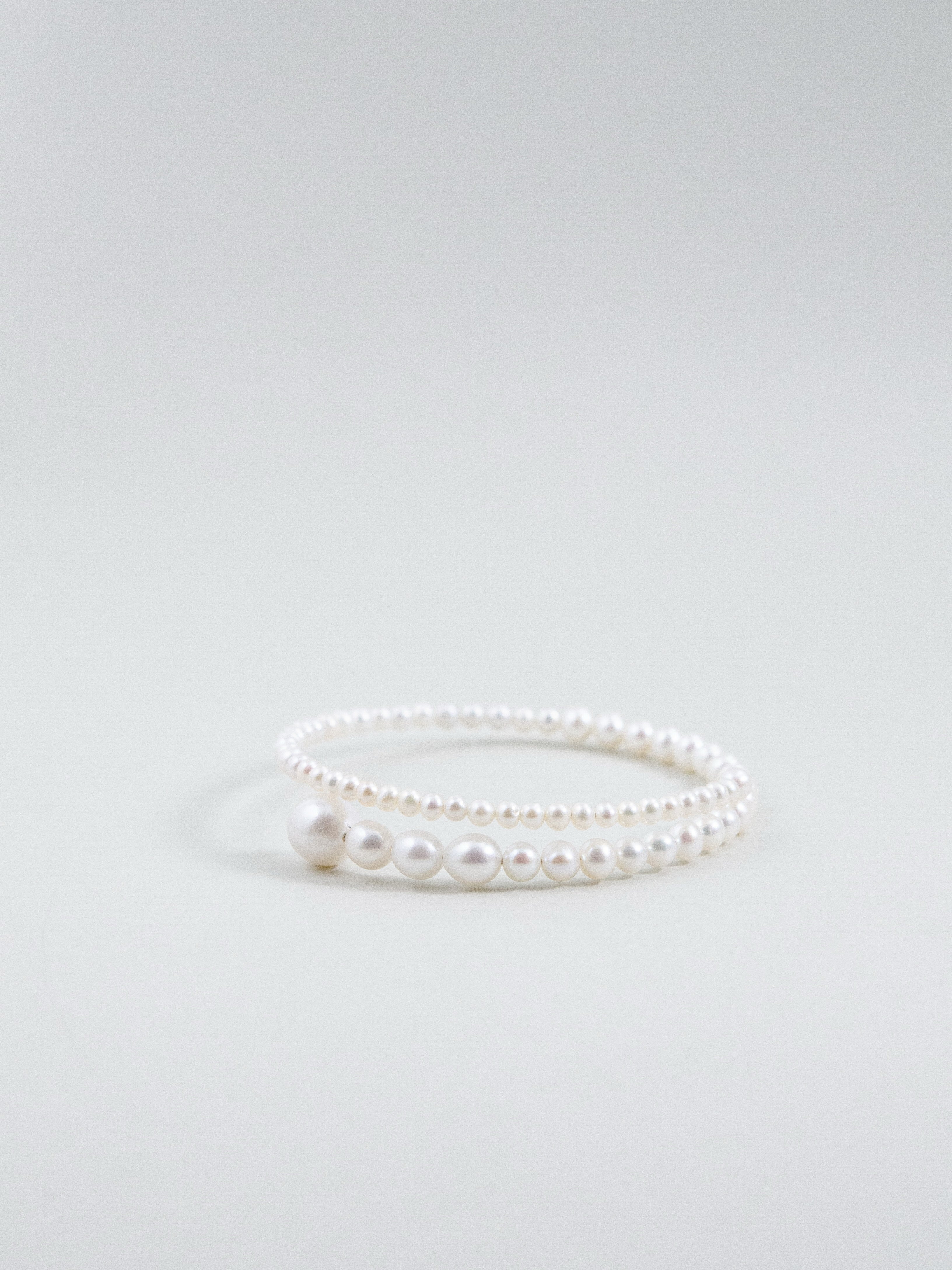 淡水パール 形状記憶 ワイヤー バングル 全体像 2連風デザイン