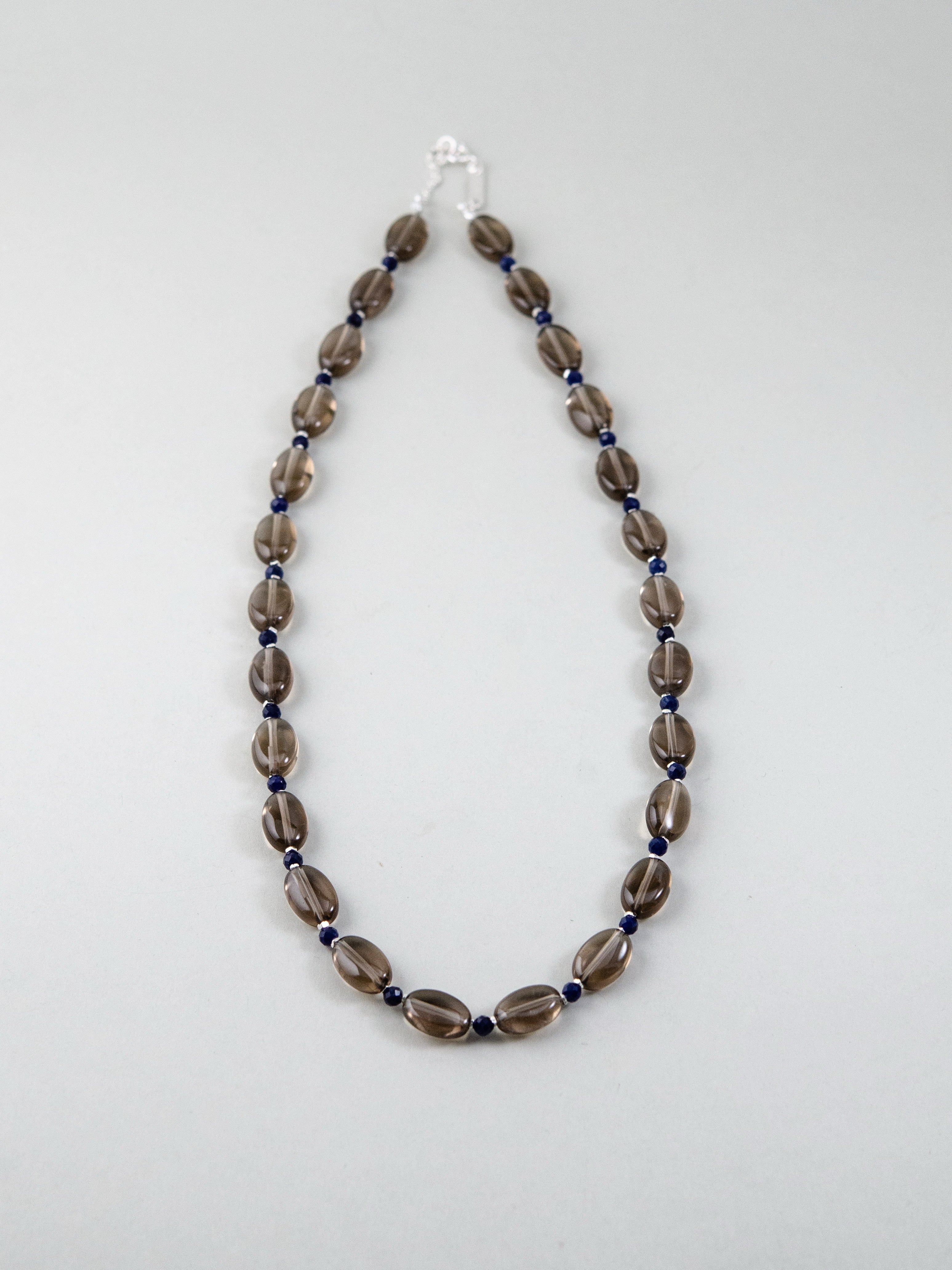 天然石 ネックレス 置き画 全体像 楕円形 デザイン