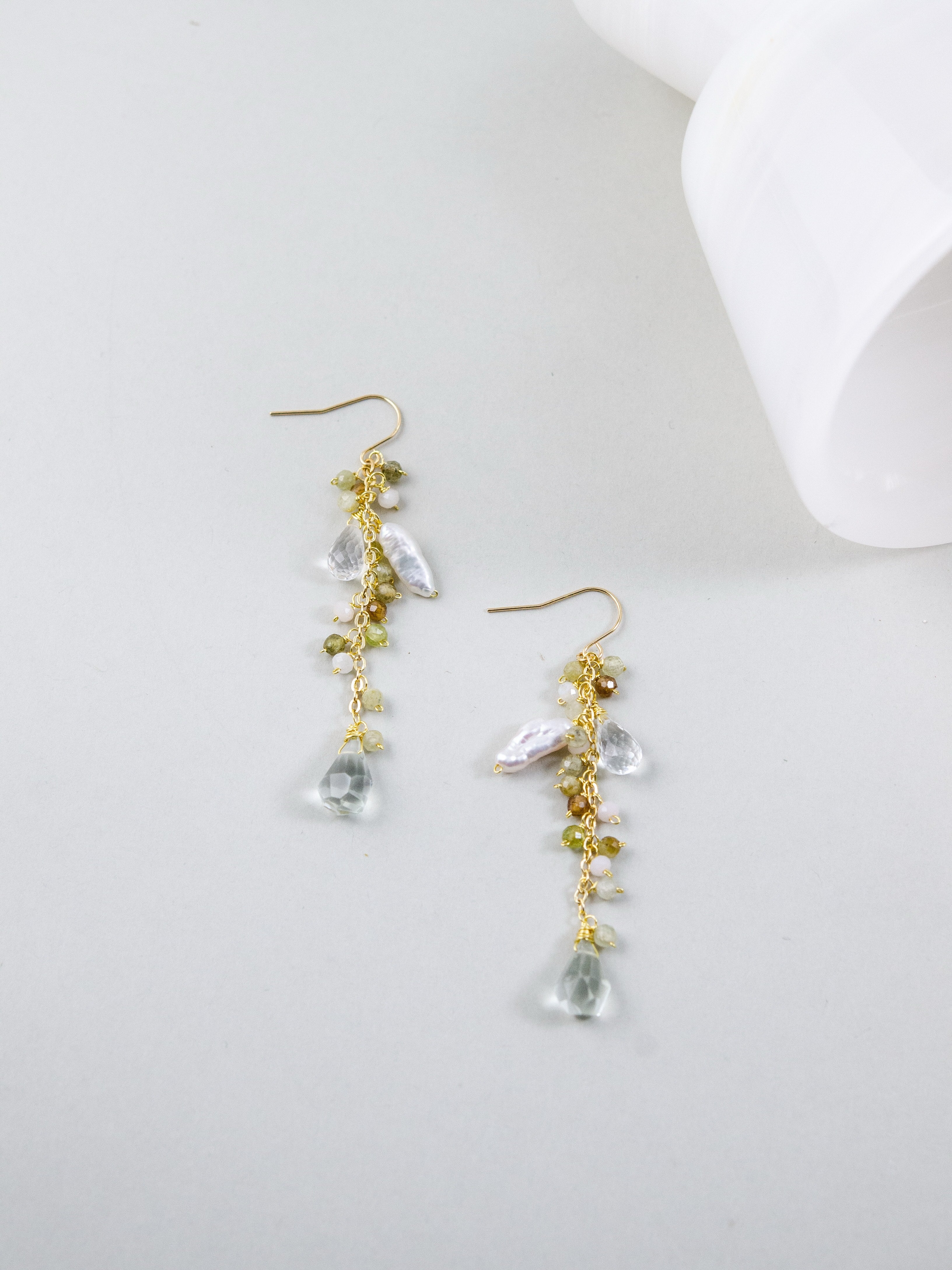 グリーンガーネット グリーンクォーツ ピアス シンプルなディスプレイ画像