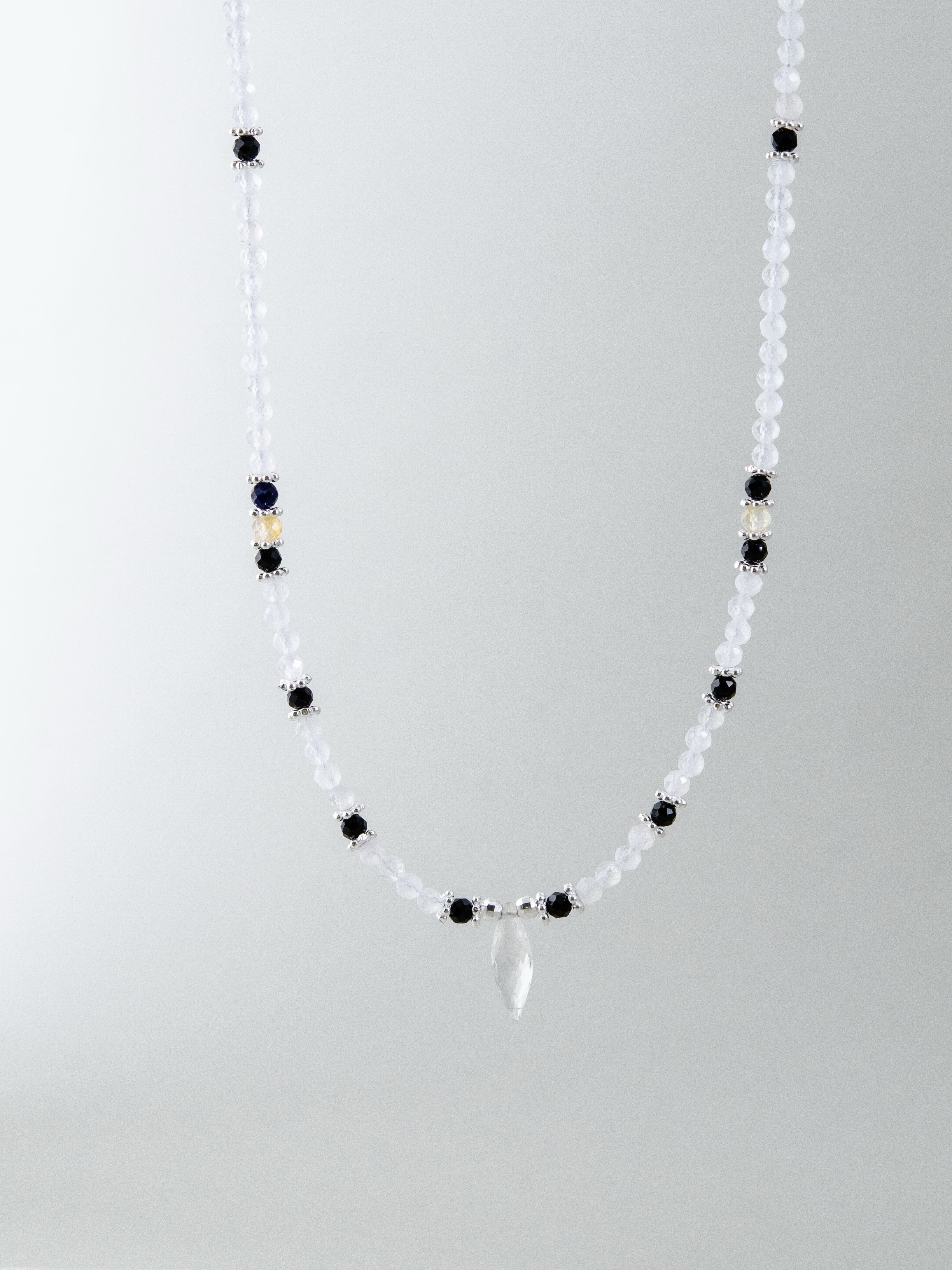 吊り画像 ネックレス 全体 センターパーツ ドロップ 水晶