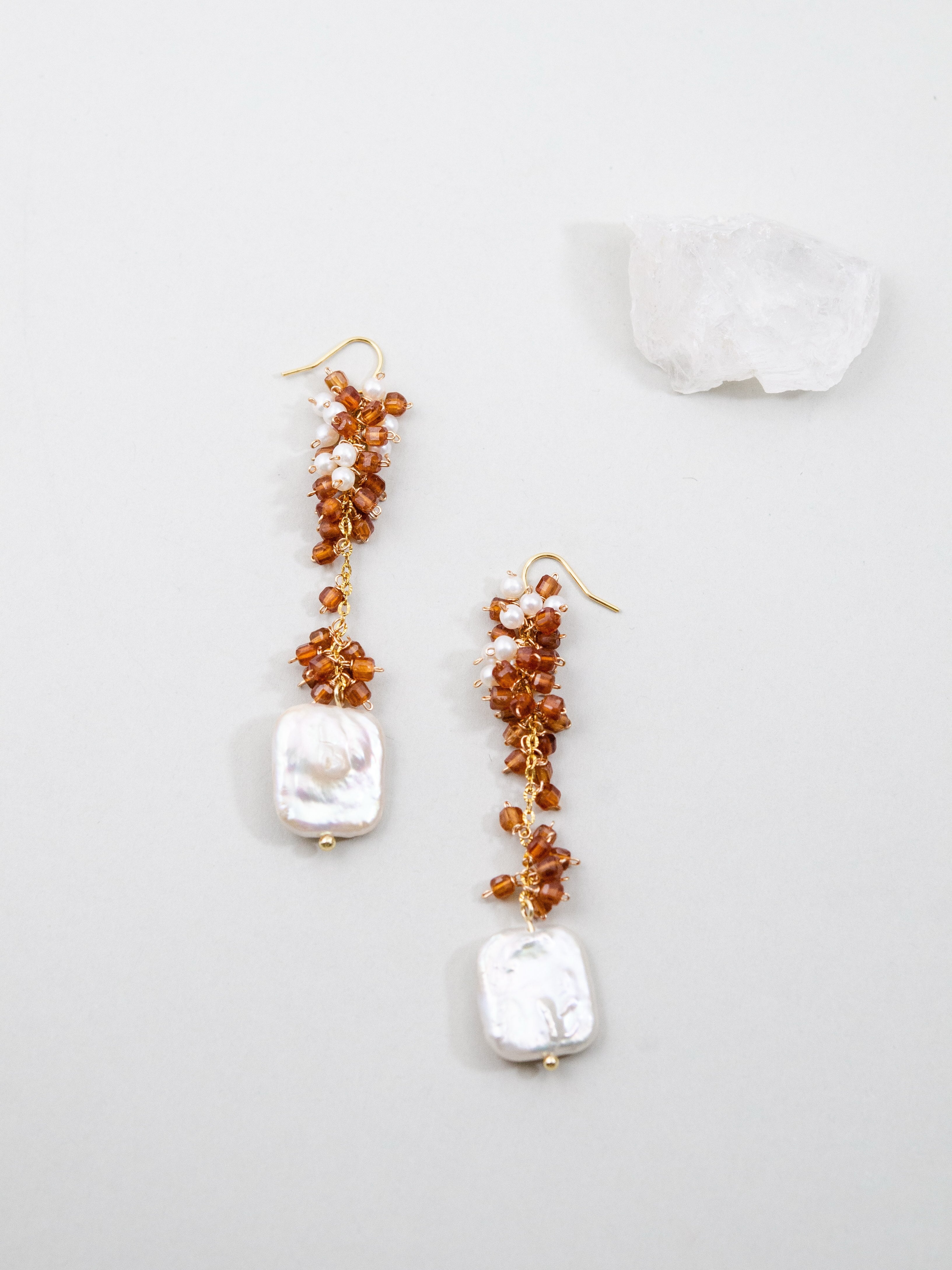 金属アレルギー対応 ピアス イヤリング変更可 14kgf 素材