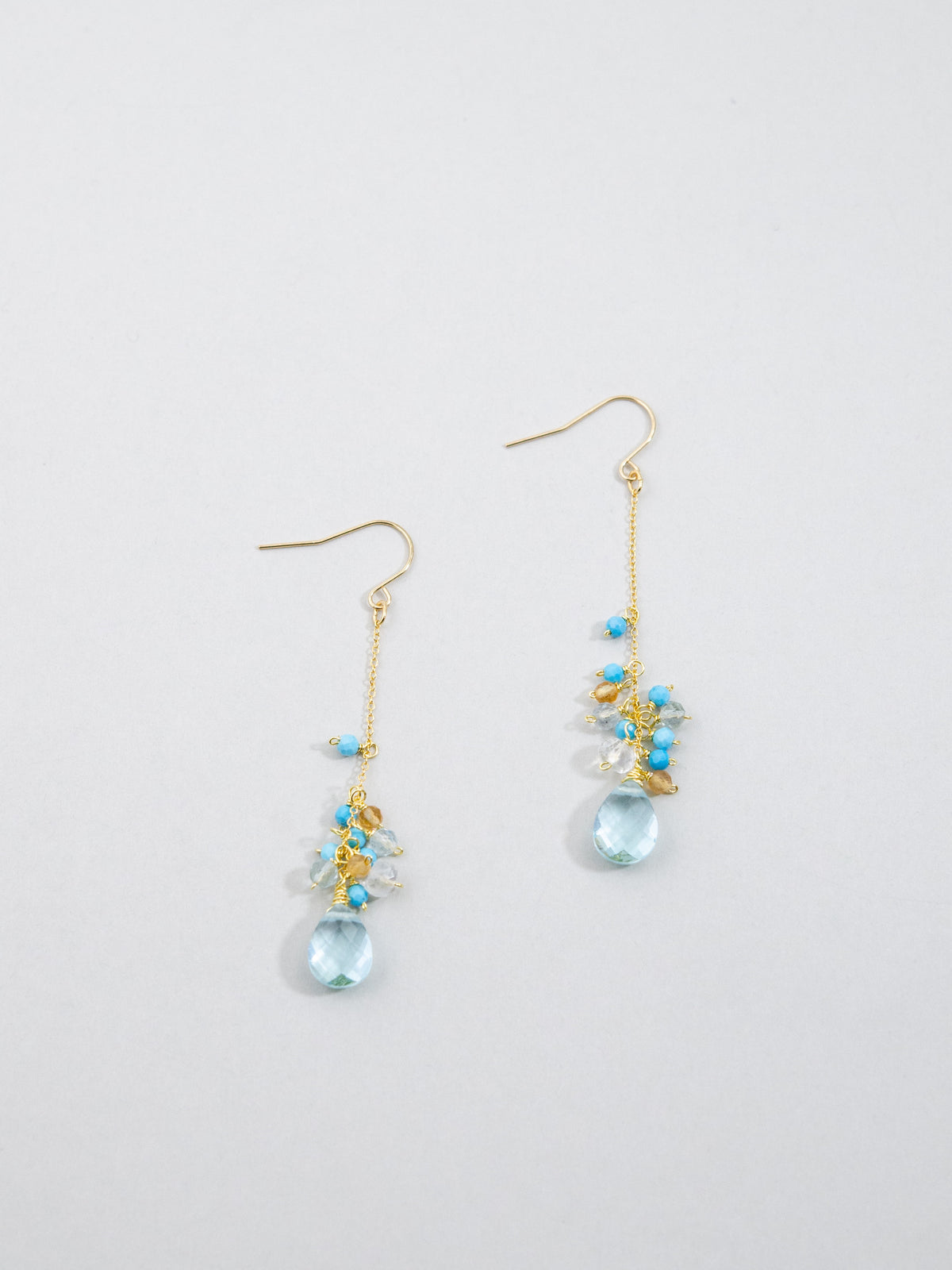 金属アレルギー対応 ピアス イヤリング変更可 ハンドメイド