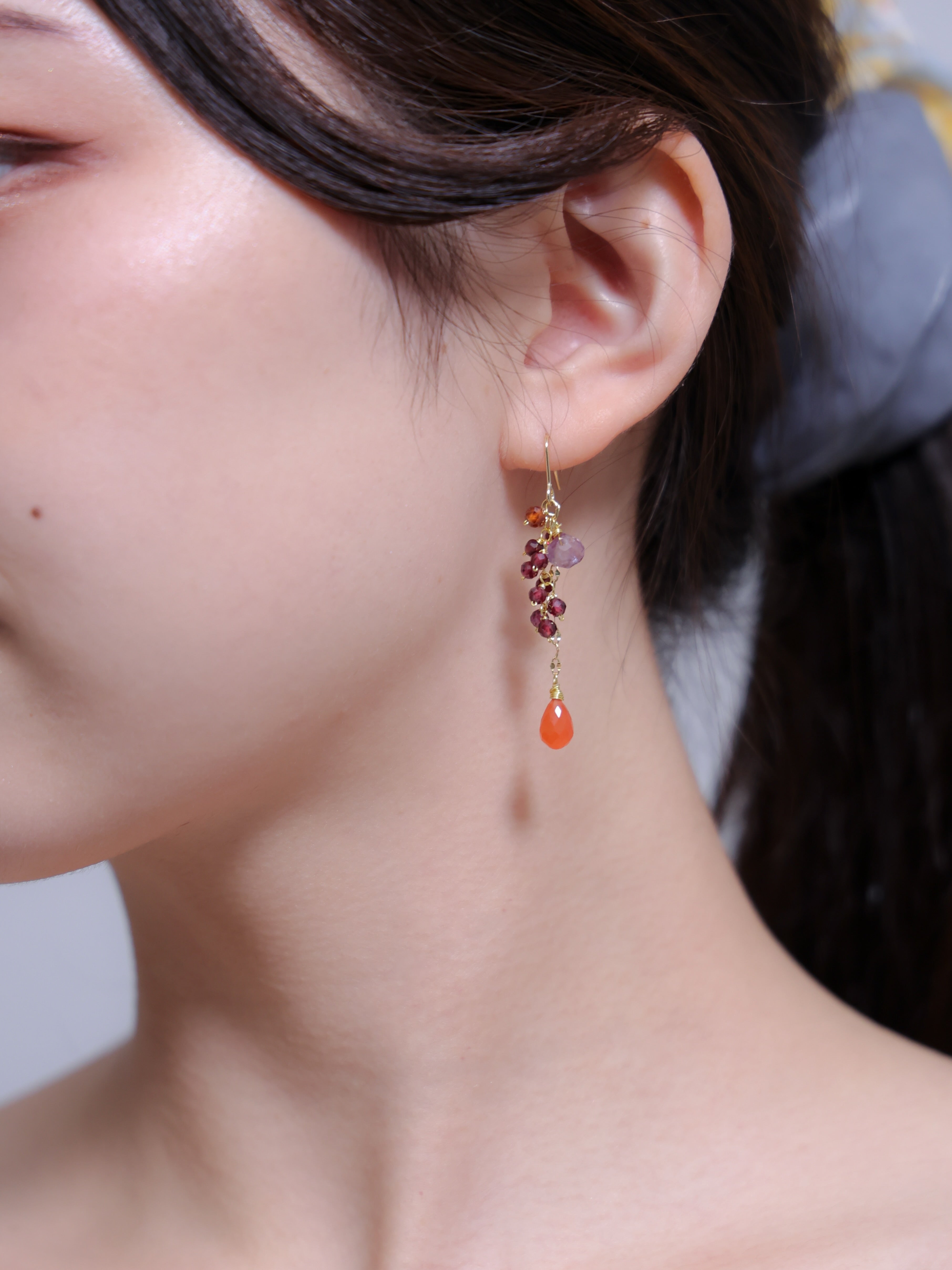 1月誕生石 ピアス 着用 耳元 アップ サイズ感 華やか