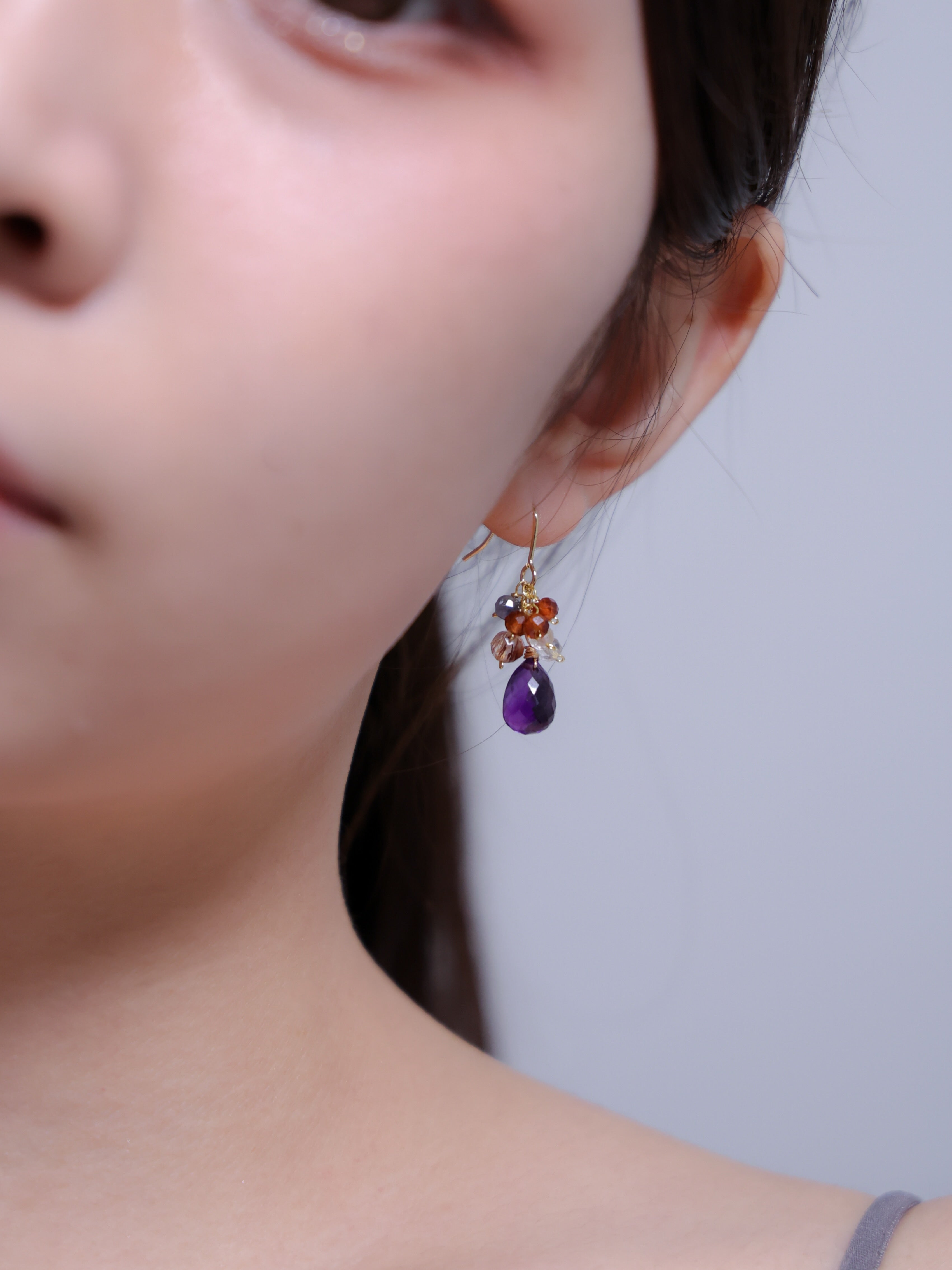 1月誕生石 2月誕生石 ピアス 着用 耳元 アップ サイズ感