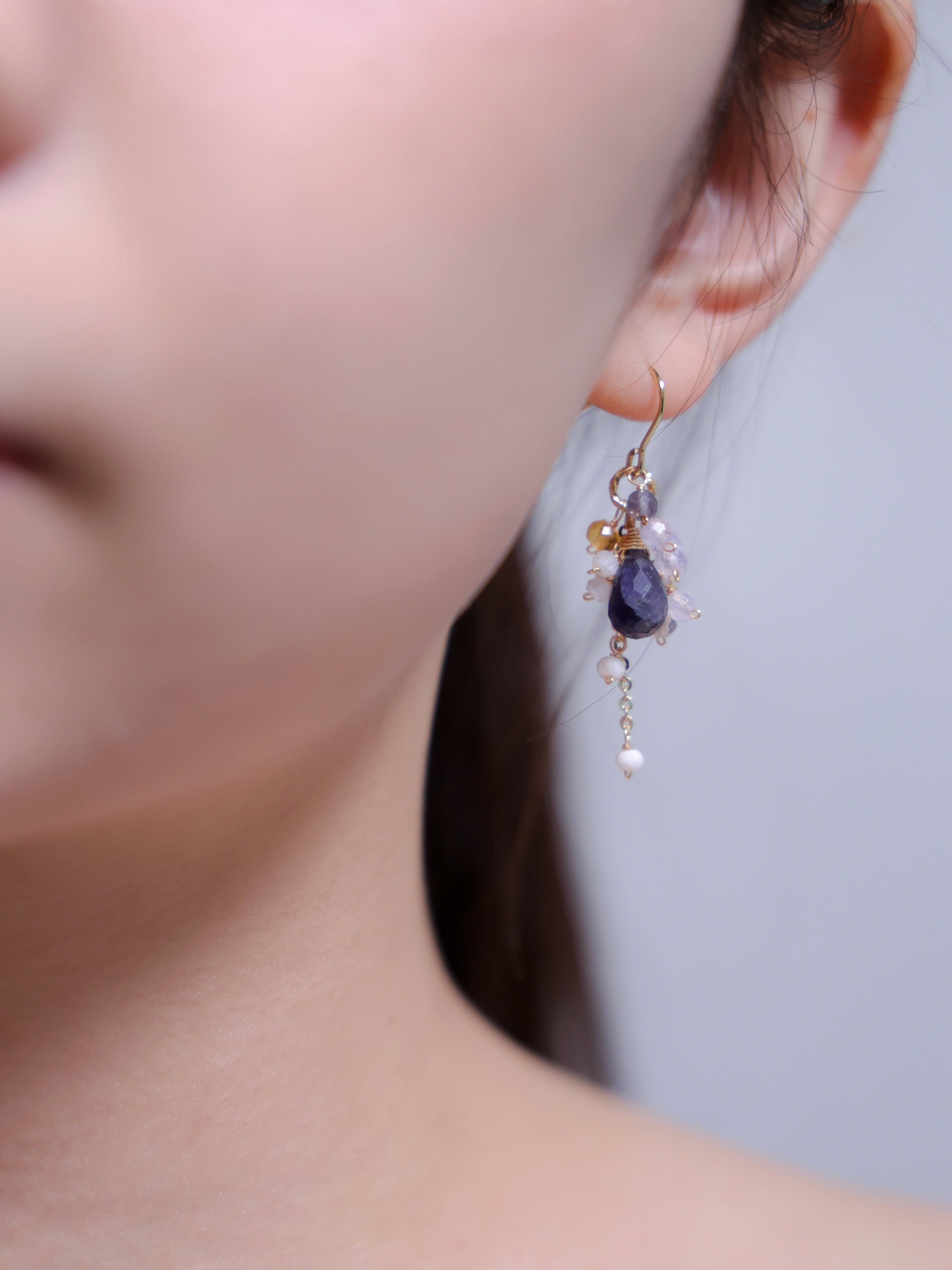 レディース アクセサリー 着画 首元 アップ 9月誕生石 上品