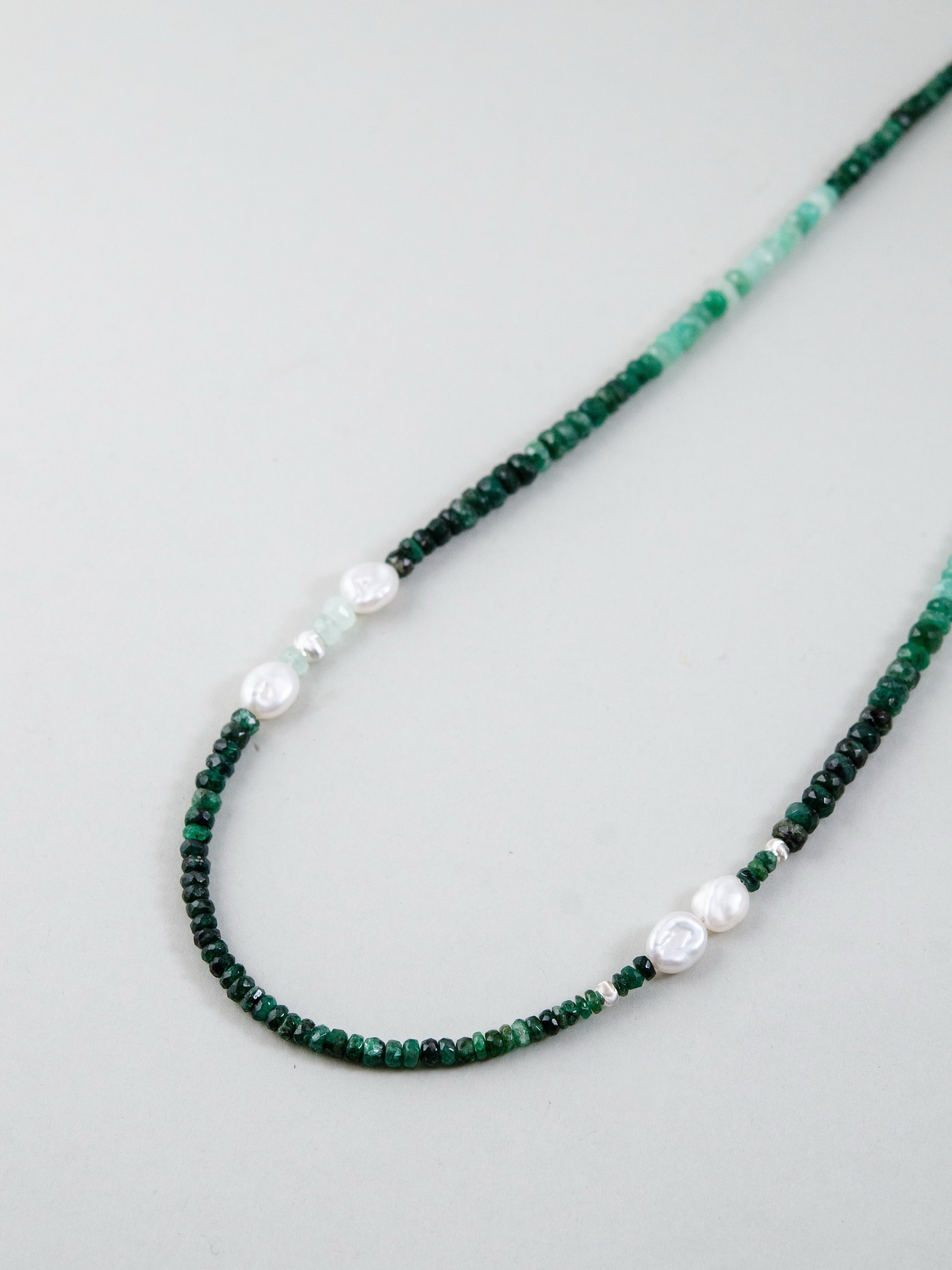 淡い緑 エメラルド 詳細 SV925 シルバー 金具