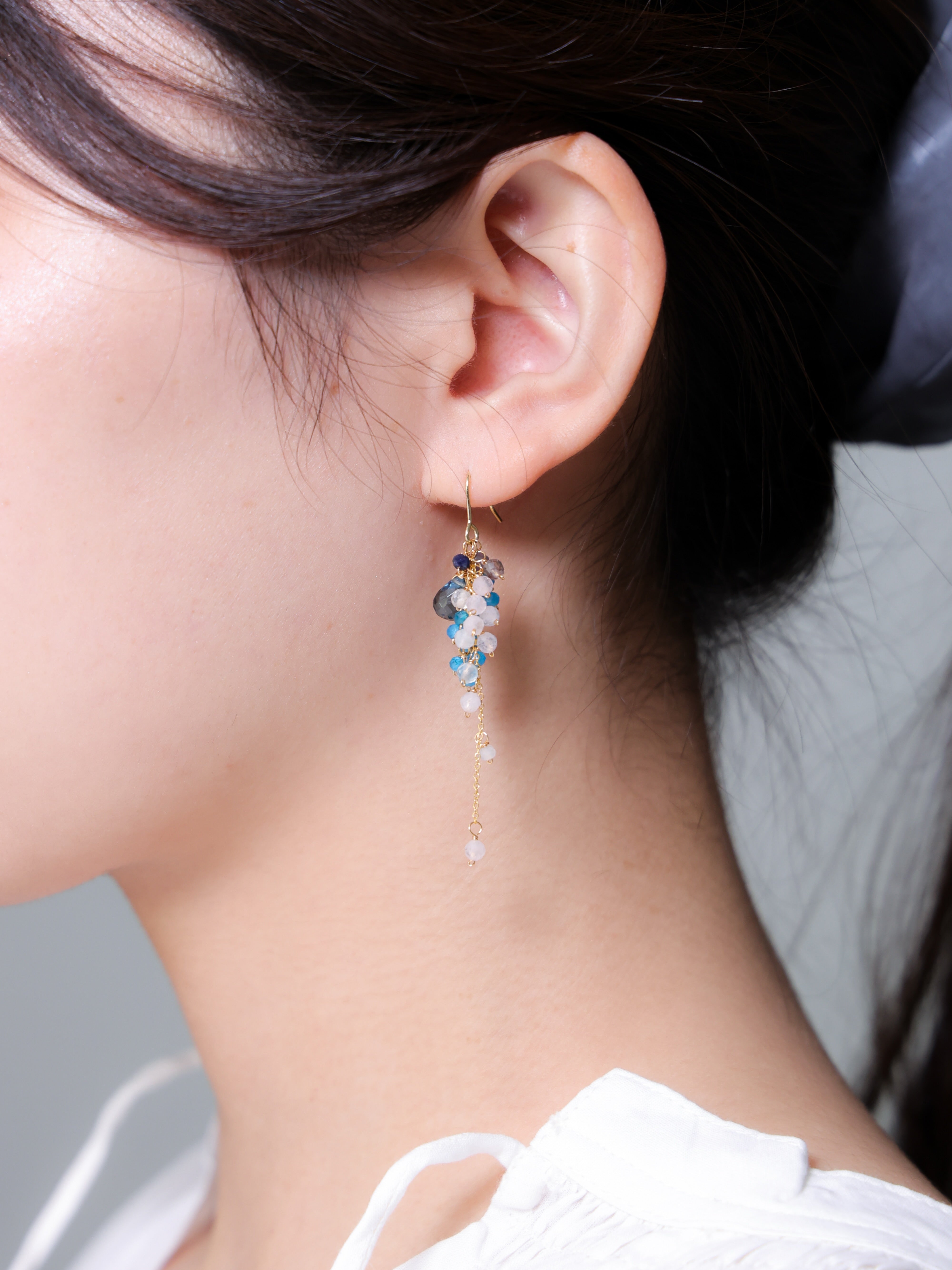 ロンドンブルートパーズ & アパタイト 揺れる ロングピアス