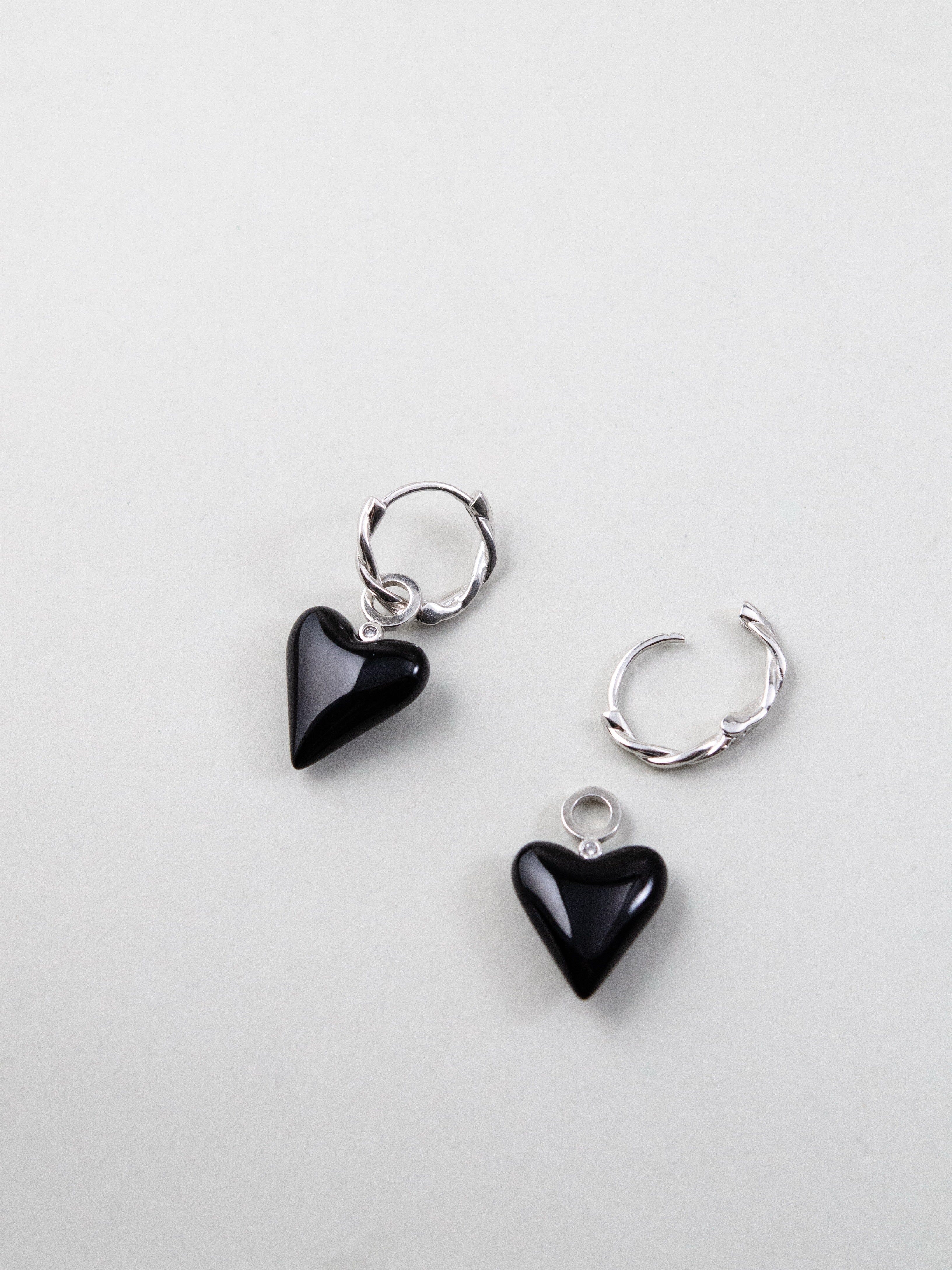 オニキス フープピアス 置き画 シルバー 金具 詳細 SV925