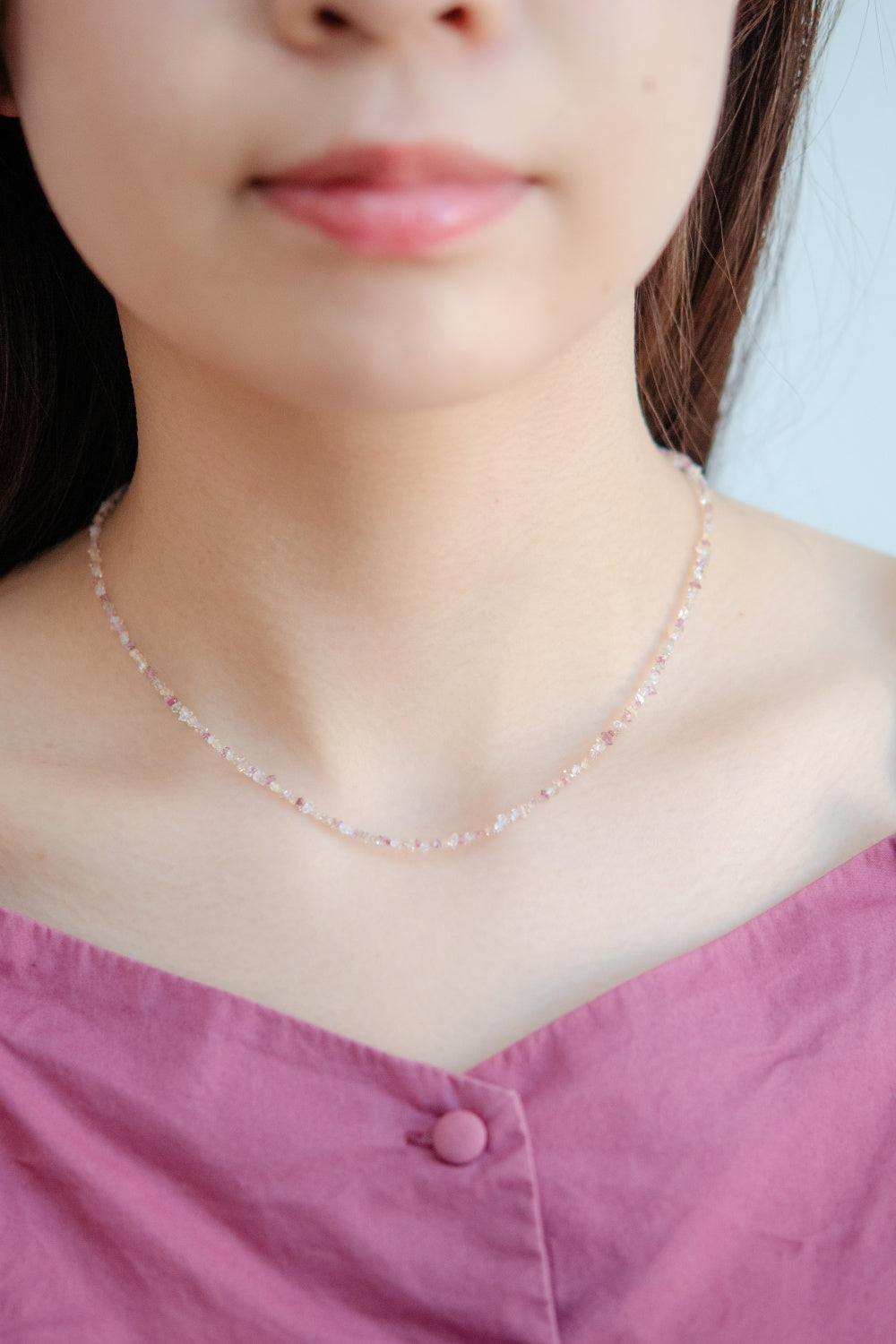 フェナカイト ビーズ詳細アップ ダイヤモンドのような強い輝き