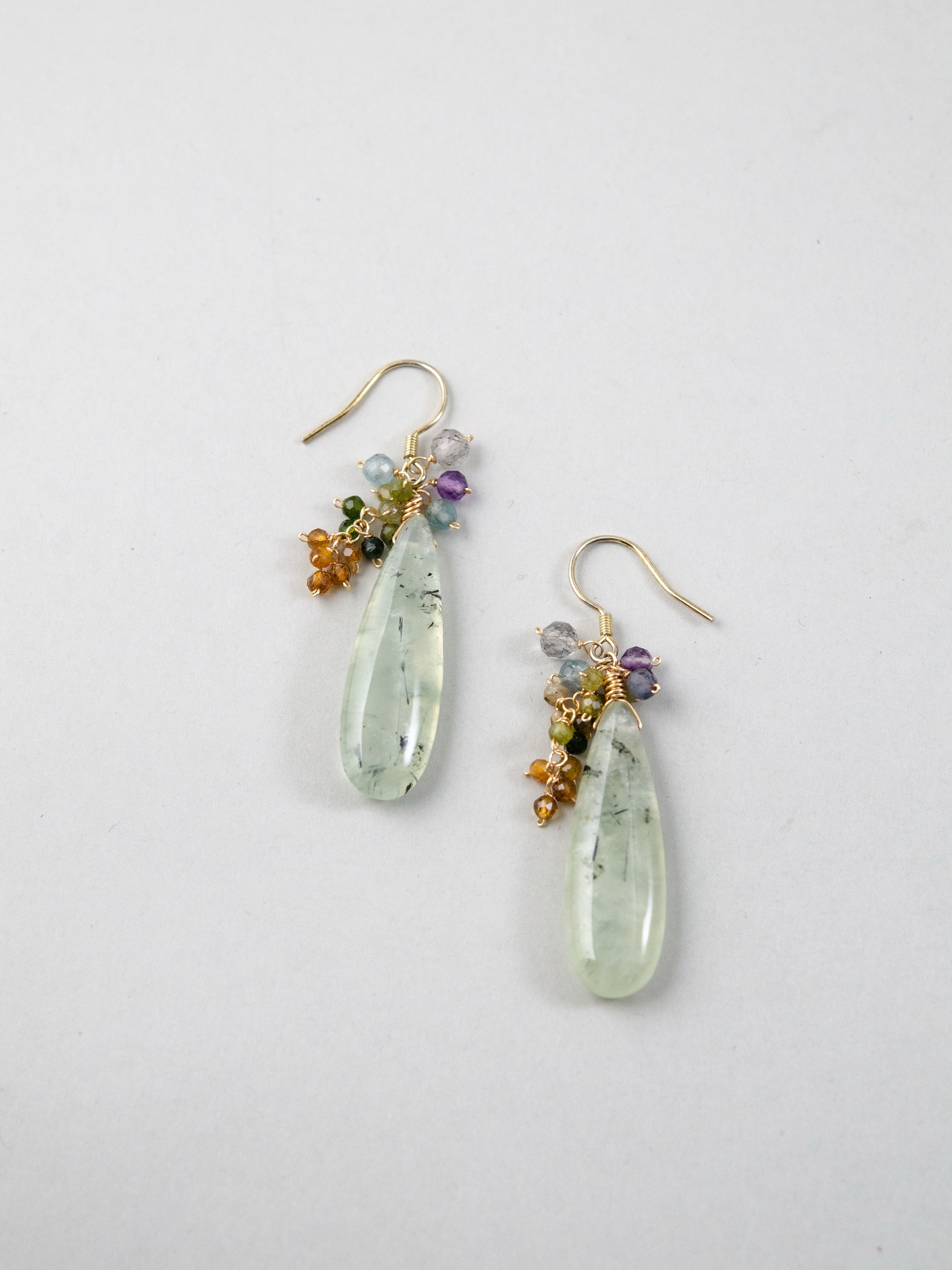 天然石ピアス 白背景 商品全体図 イヤリング変更可