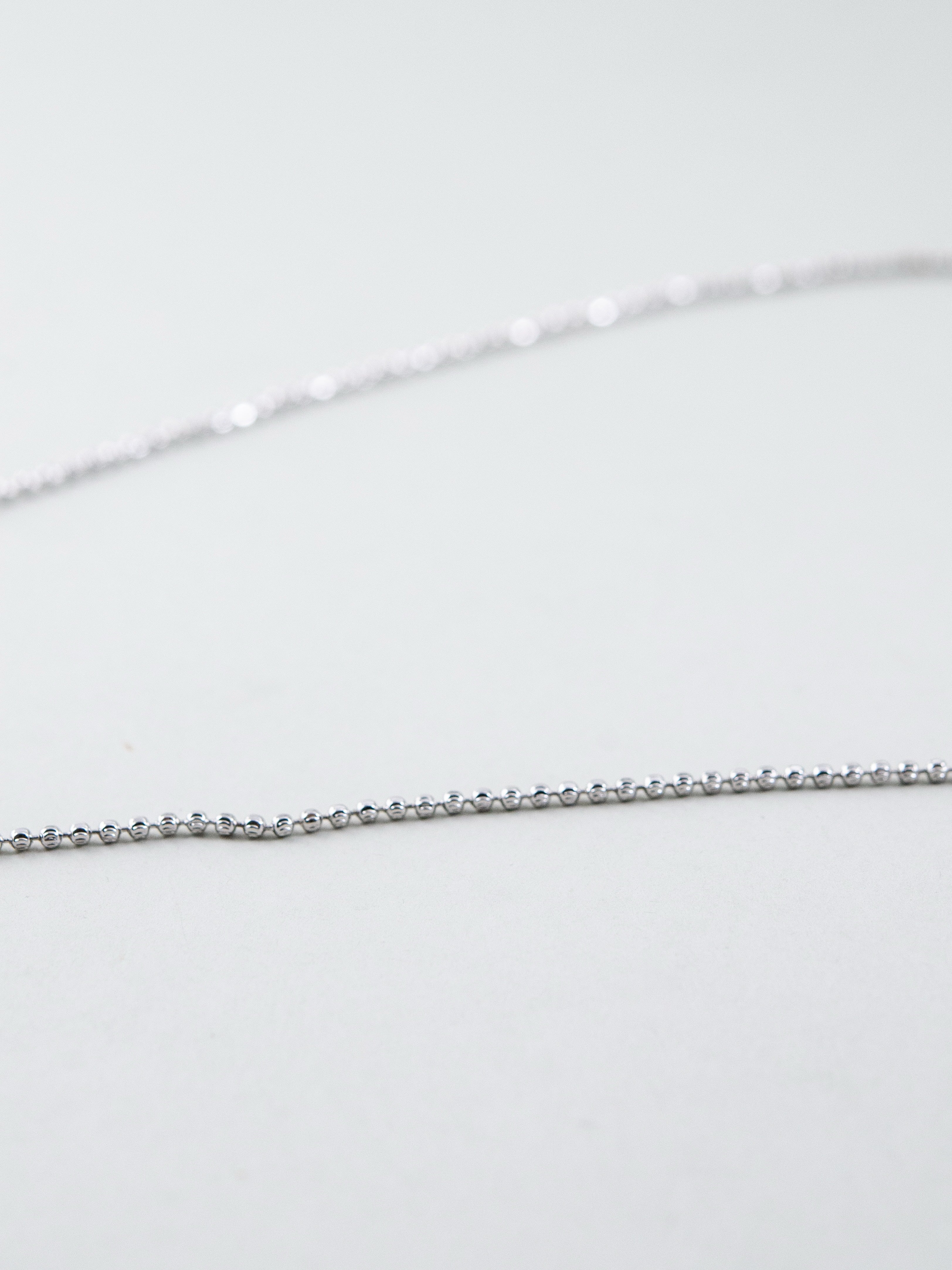 シルバー チェーン 詳細 輝き カットボールチェーン 素材感