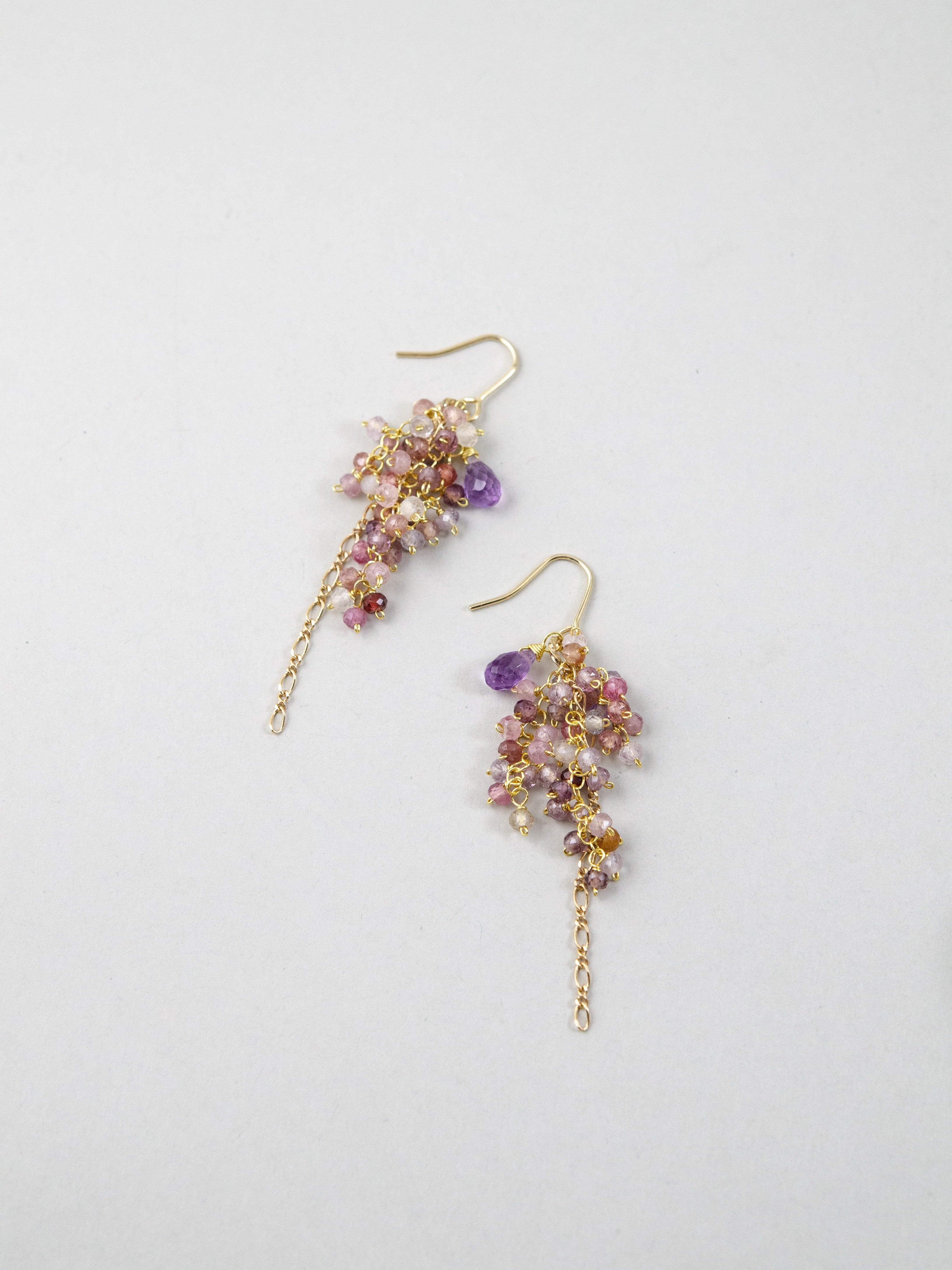 LUCINE アメジスト & スピネル ロング ピアス【イヤリング可】藤の花の