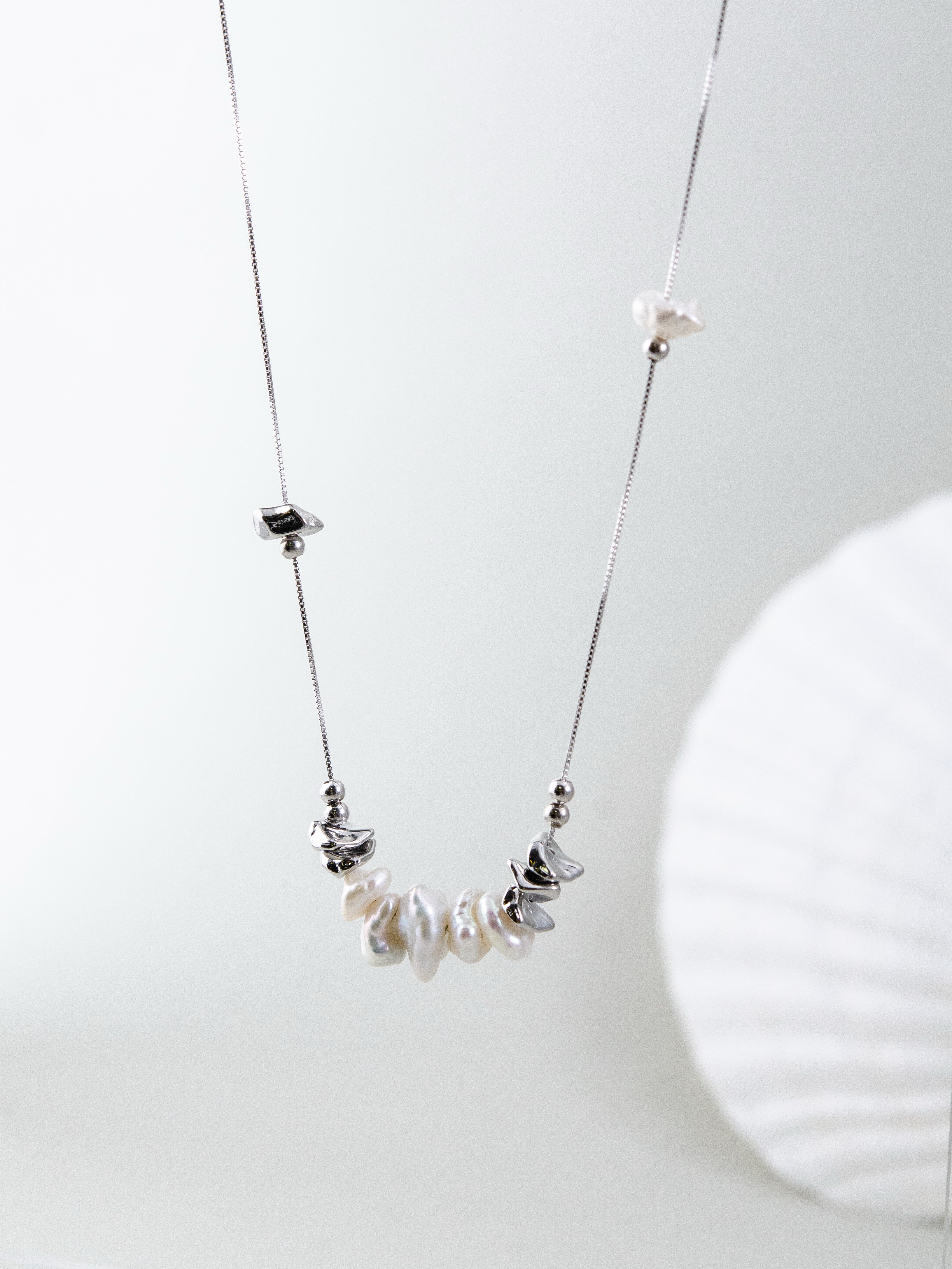 スマイルライン ネックレス 吊り画像 シルバー チェーン 詳細