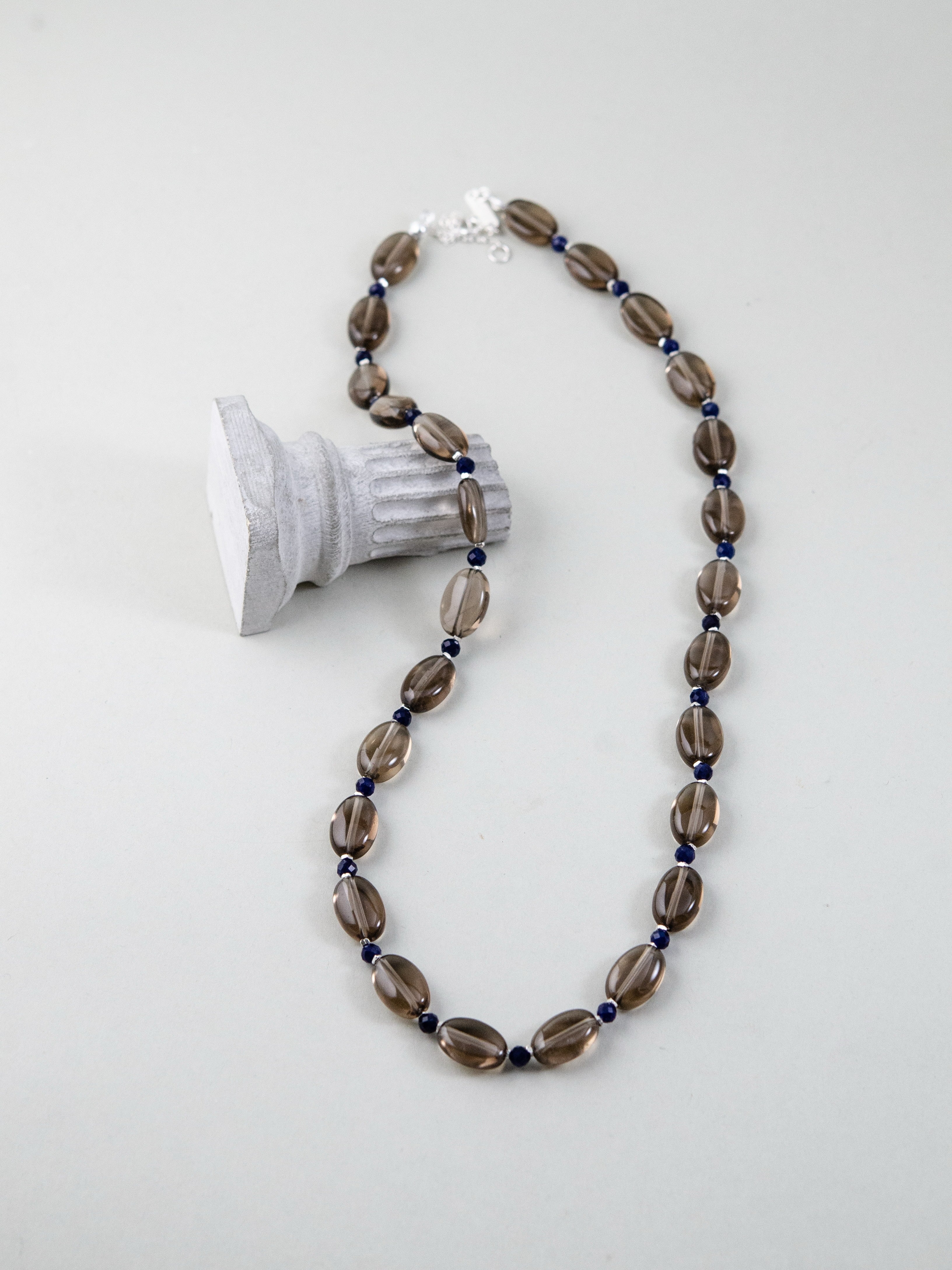 スモーキークォーツ & ラピスラズリ ネックレス 知的なアースカラー 9月・12月誕生石 SV925