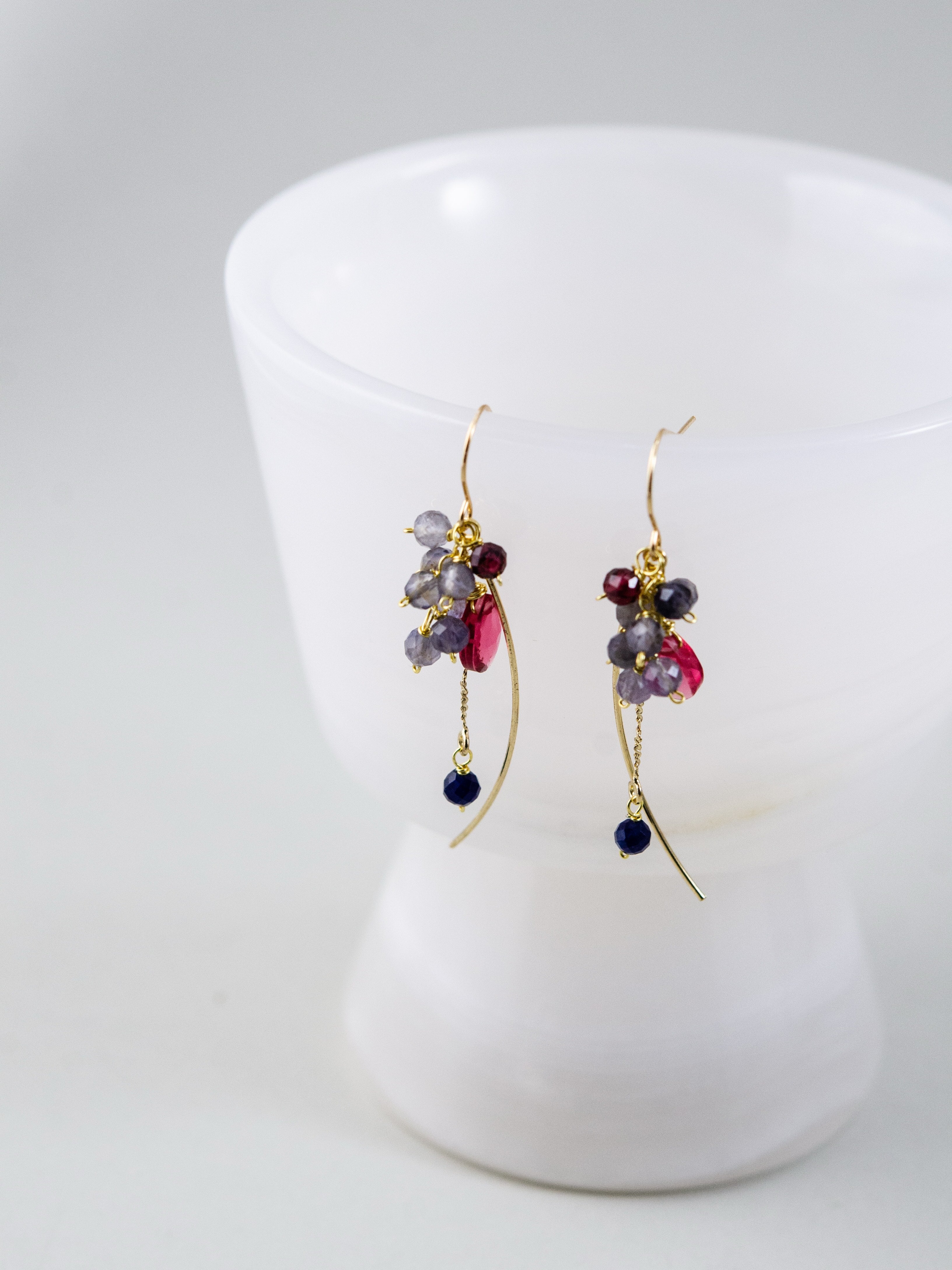 イエロークォーツ & アイオライト 揺れる ピアス 大人可愛いハート 4月・9月誕生石